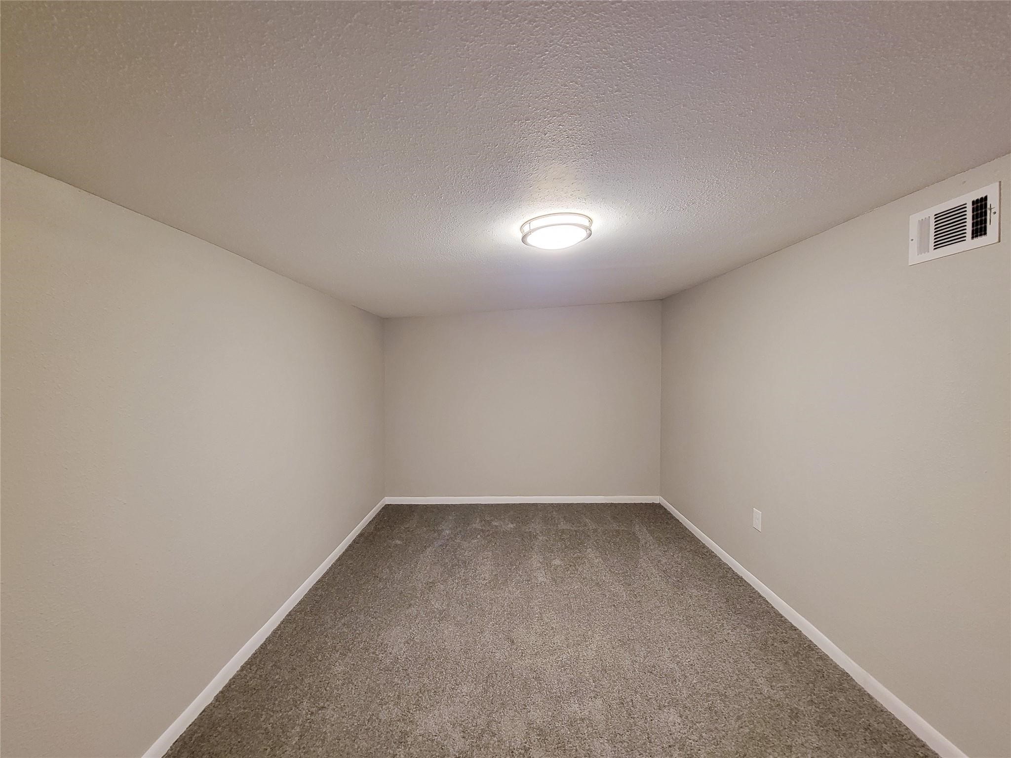 1236 San Felipe Street, Angleton, TX 77515