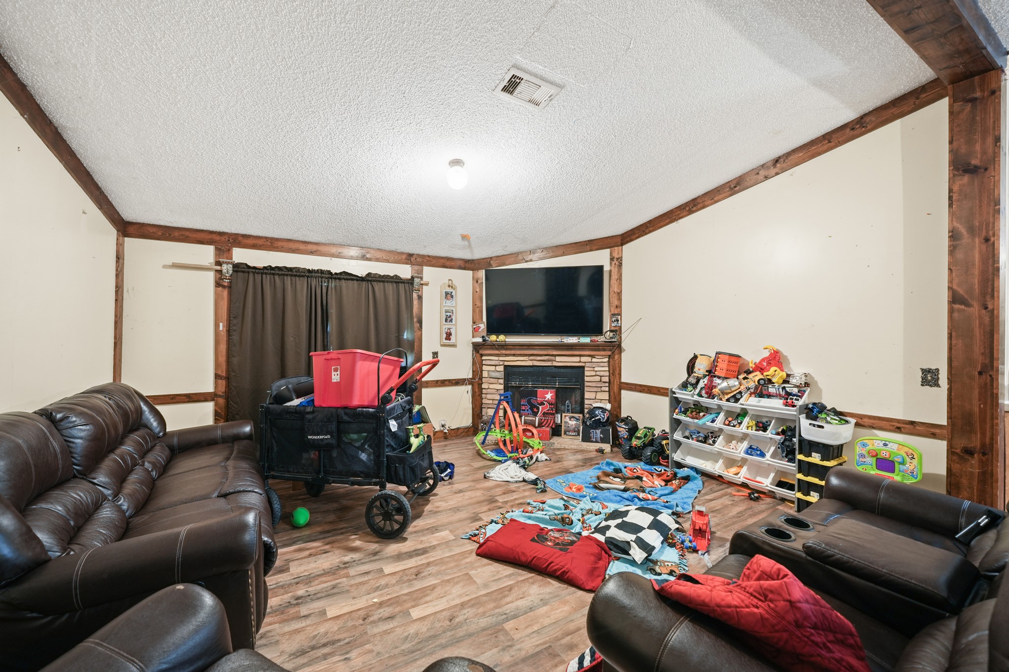 2974 Cr-146, #A, Alvin, TX 77511