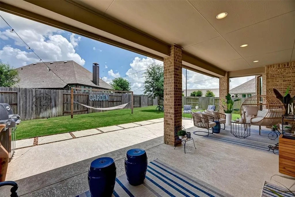 11123 Lowthorpe Lane, Richmond, TX 77407