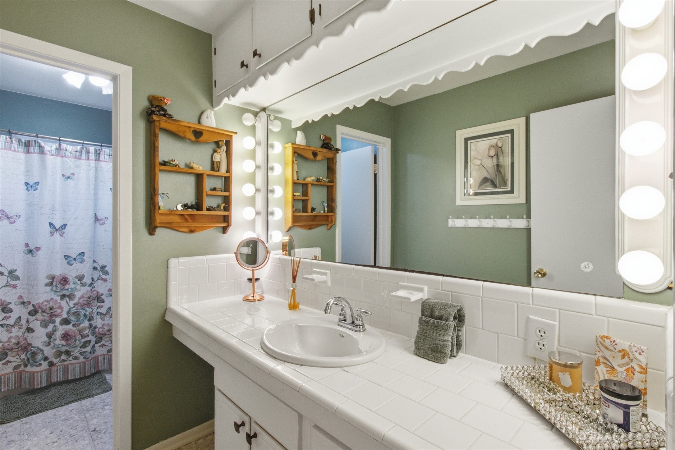 Hall Bath