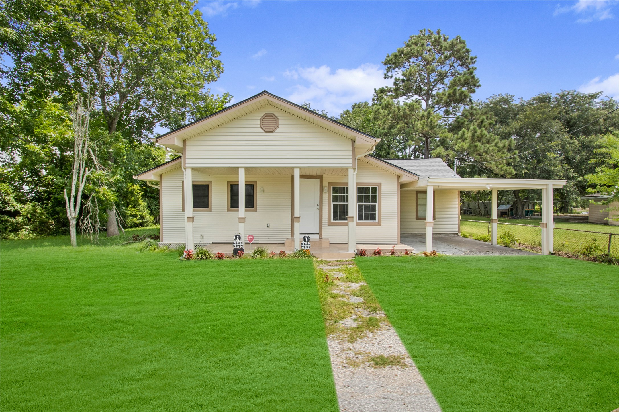 5110 Fm-1765, La Marque, TX 77568 5110 Fm-1765, La Marque, TX 77568