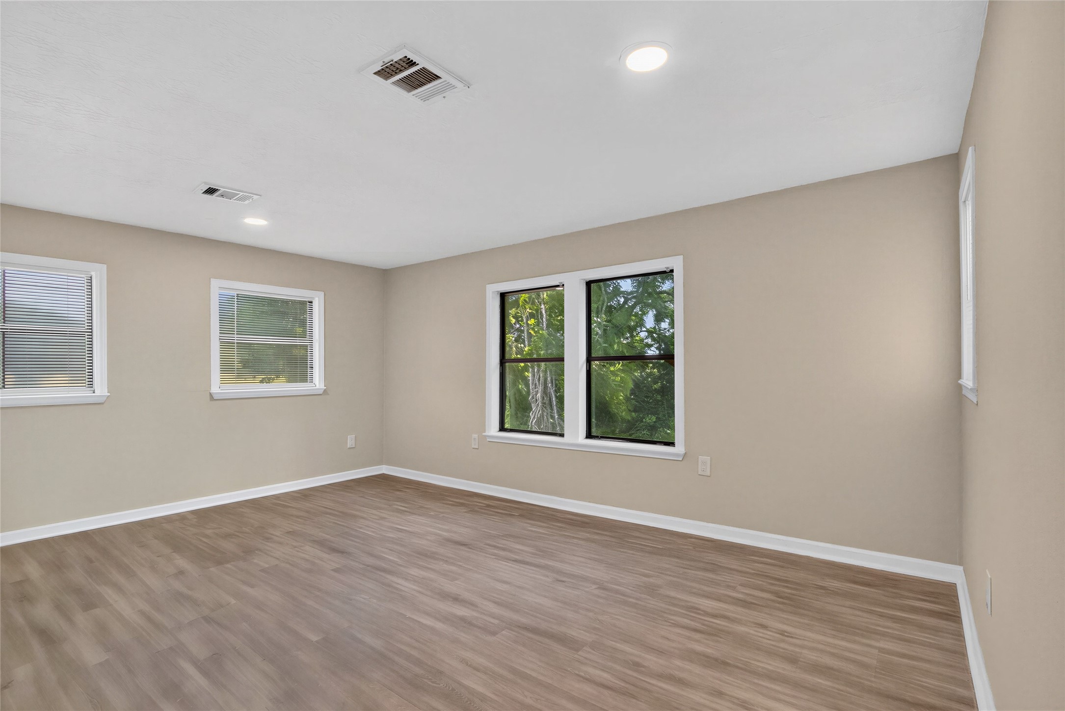 5110 Fm-1765, La Marque, TX 77568