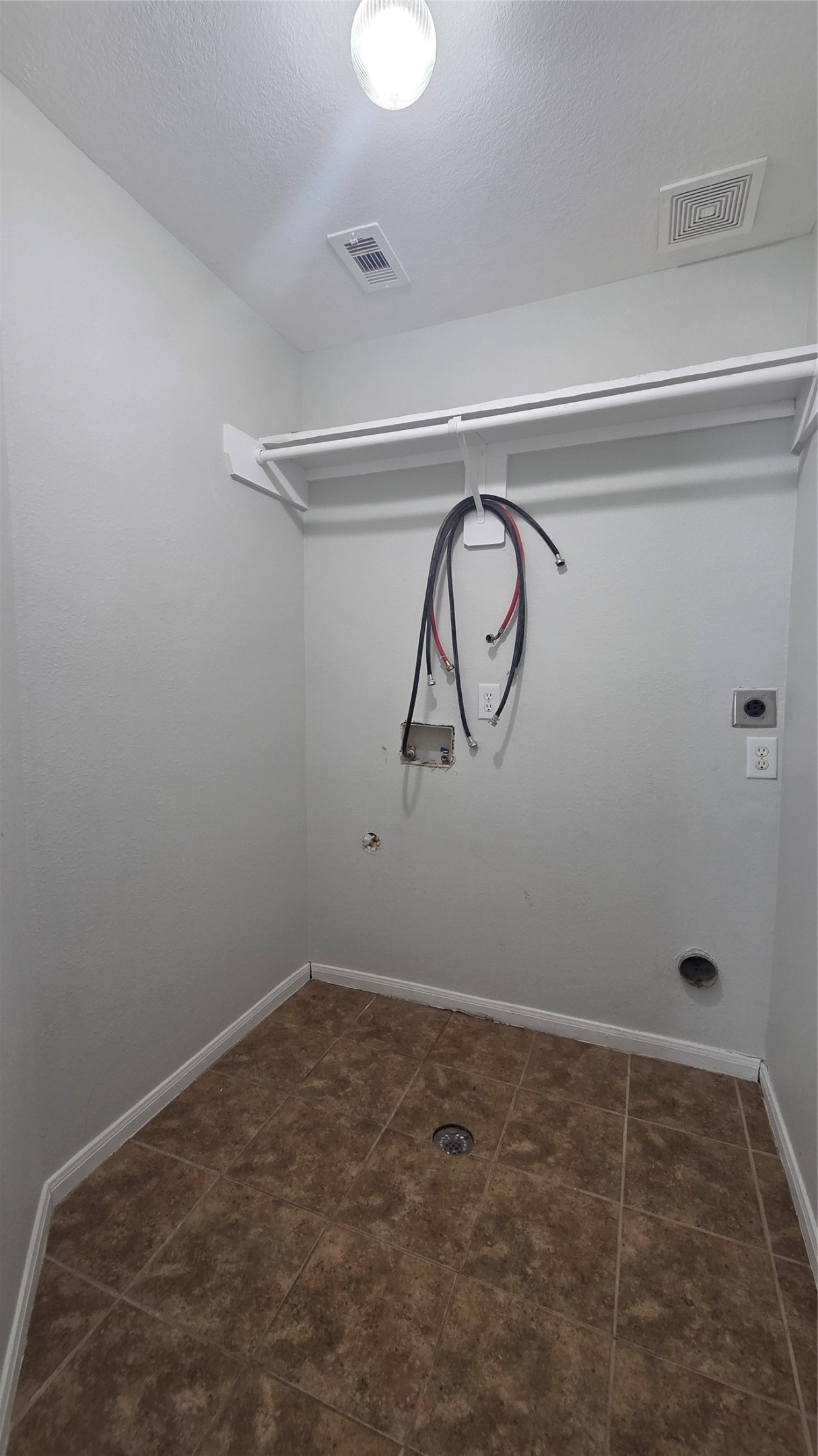 Unit B -  Washer/Dryer Room