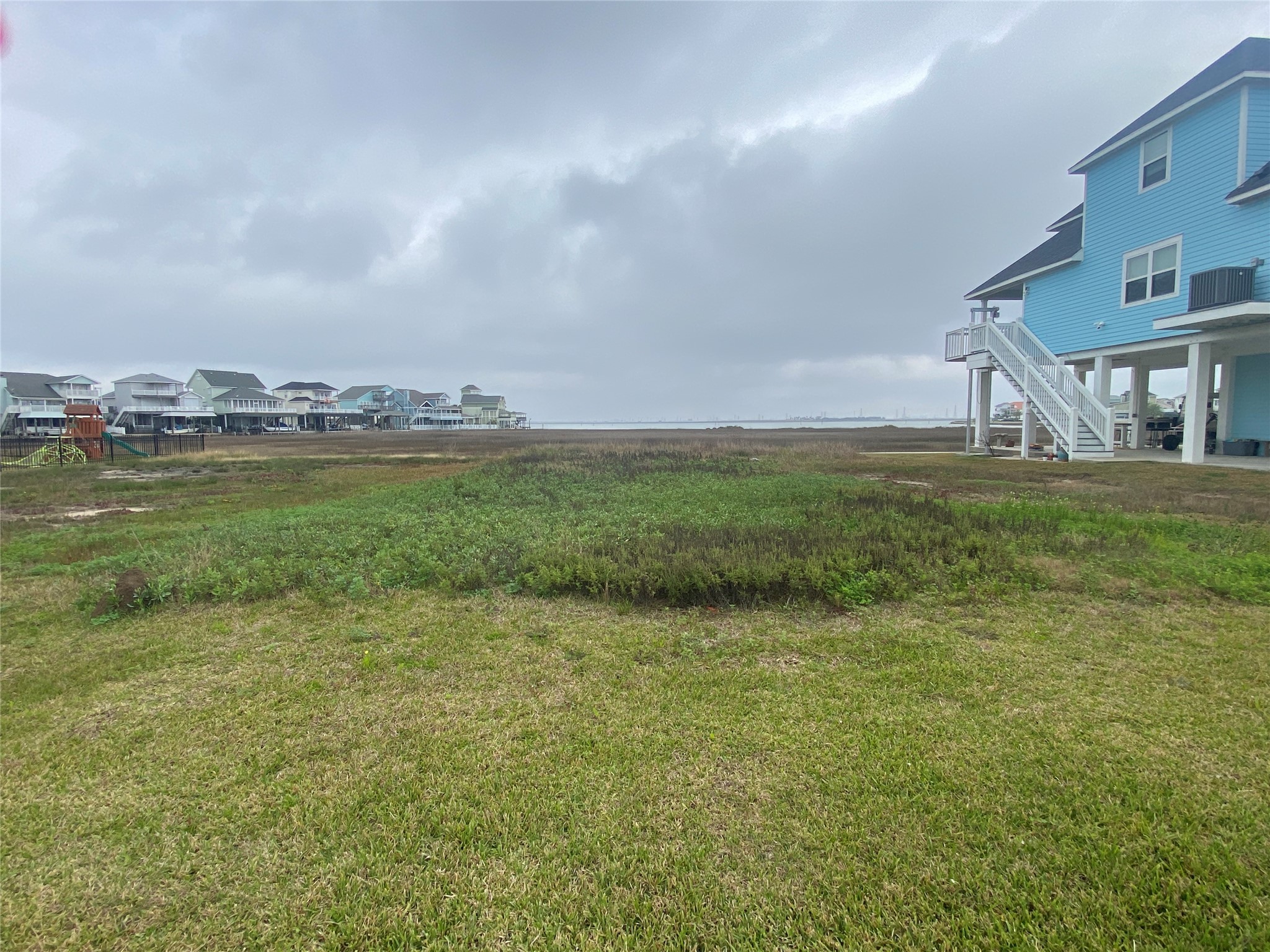 Lot 22 Tiki Drive, Tiki Island, TX 77554