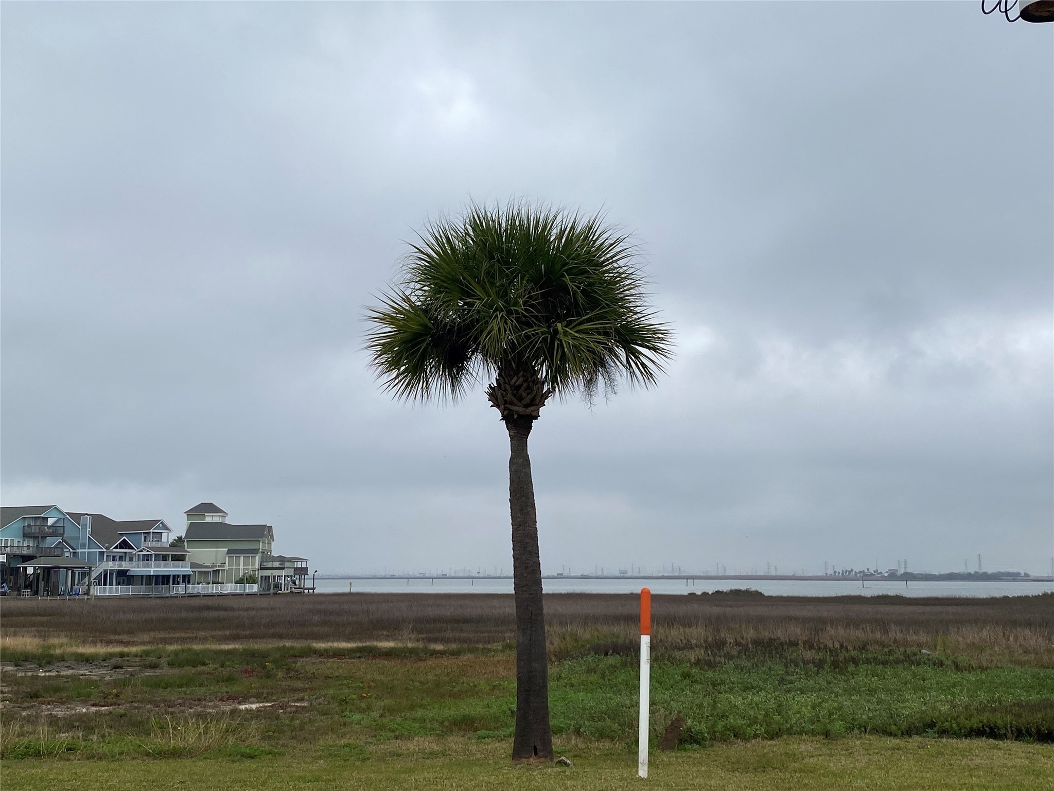 Lot 22 Tiki Drive, Tiki Island, TX 77554