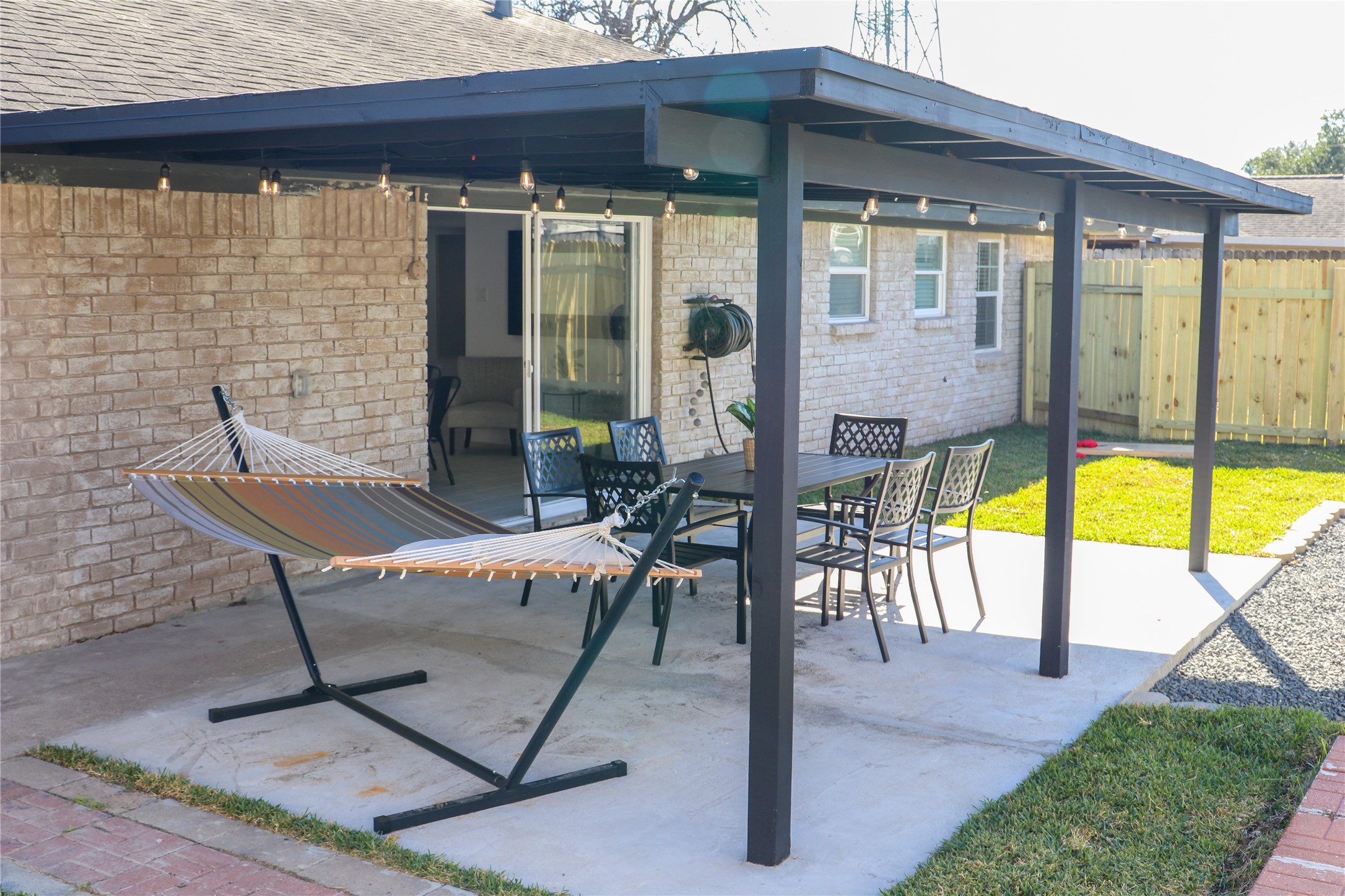 3007 Larknolls Ln, Houston, TX 77092