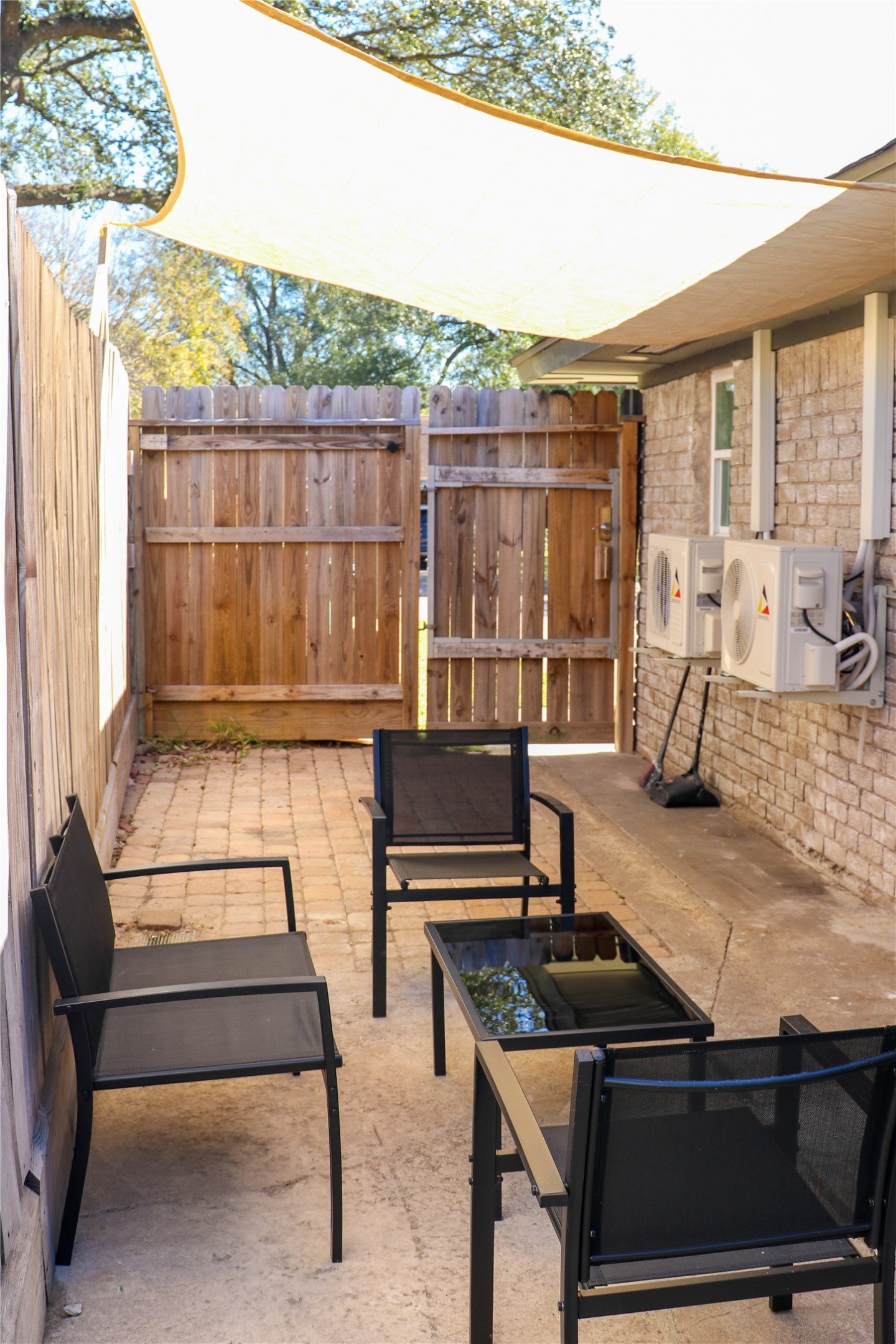 3007 Larknolls Ln, Houston, TX 77092