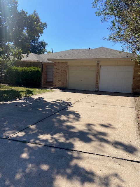 4323 Stonehenge Trail, Houston, TX 77066