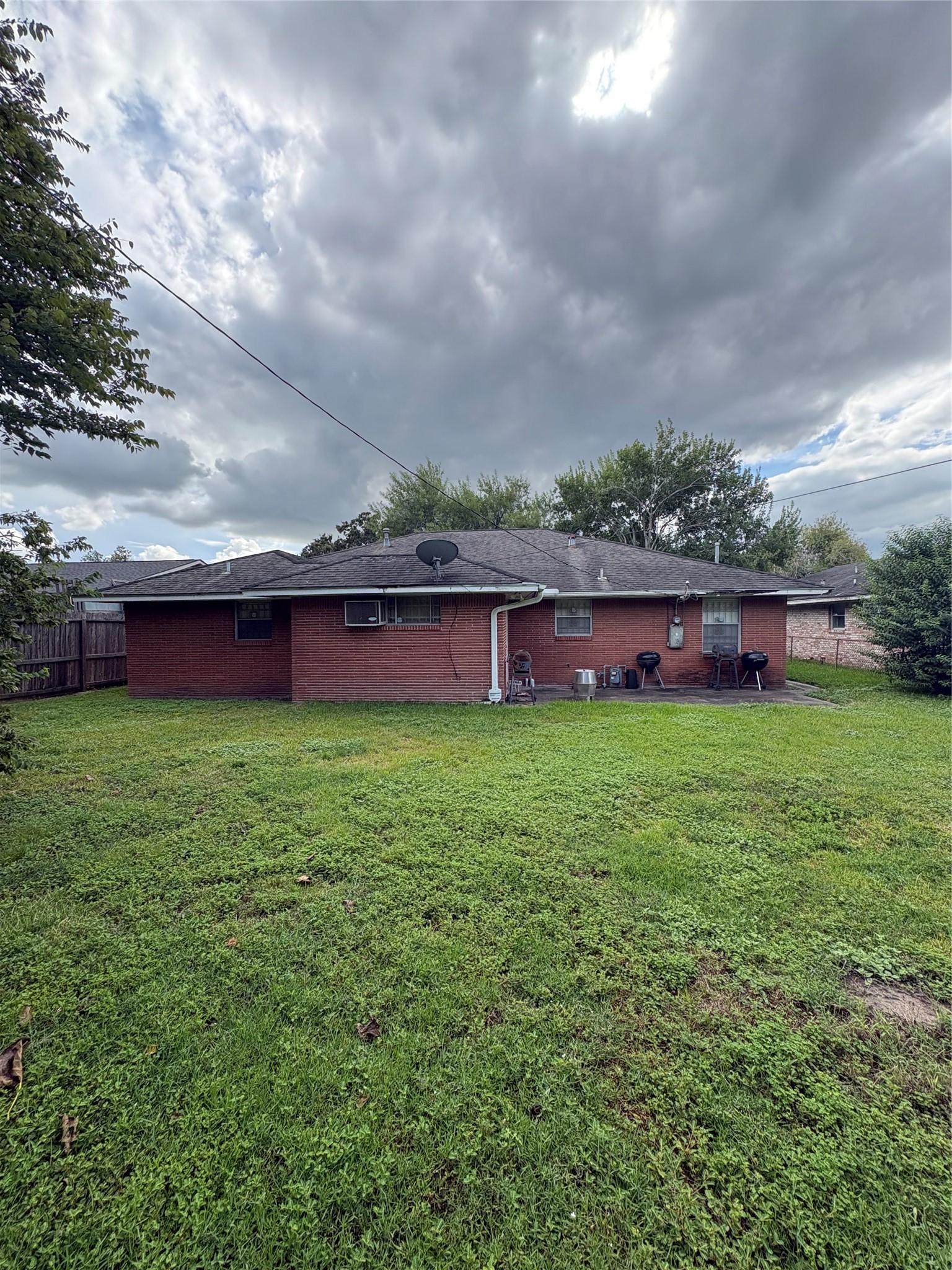 6039 Harbrook Drive, Houston, TX 77087