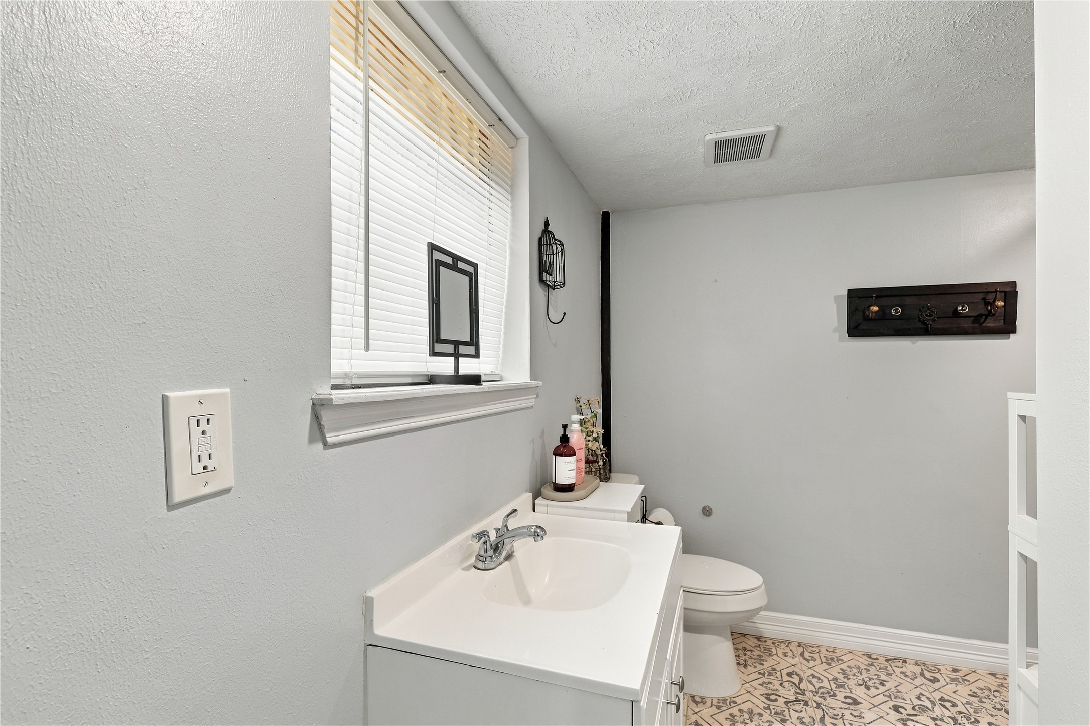 9879 Stone Ranch Boulevard, Montgomery, TX 77316