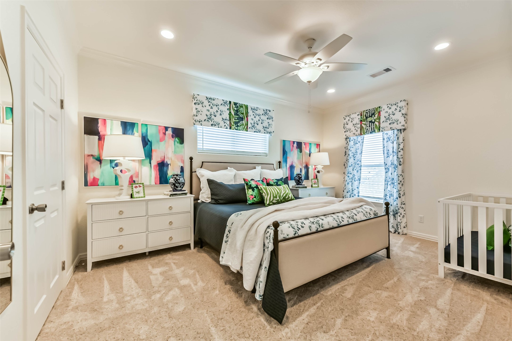 Bright and welcoming space for family and visiting friends.