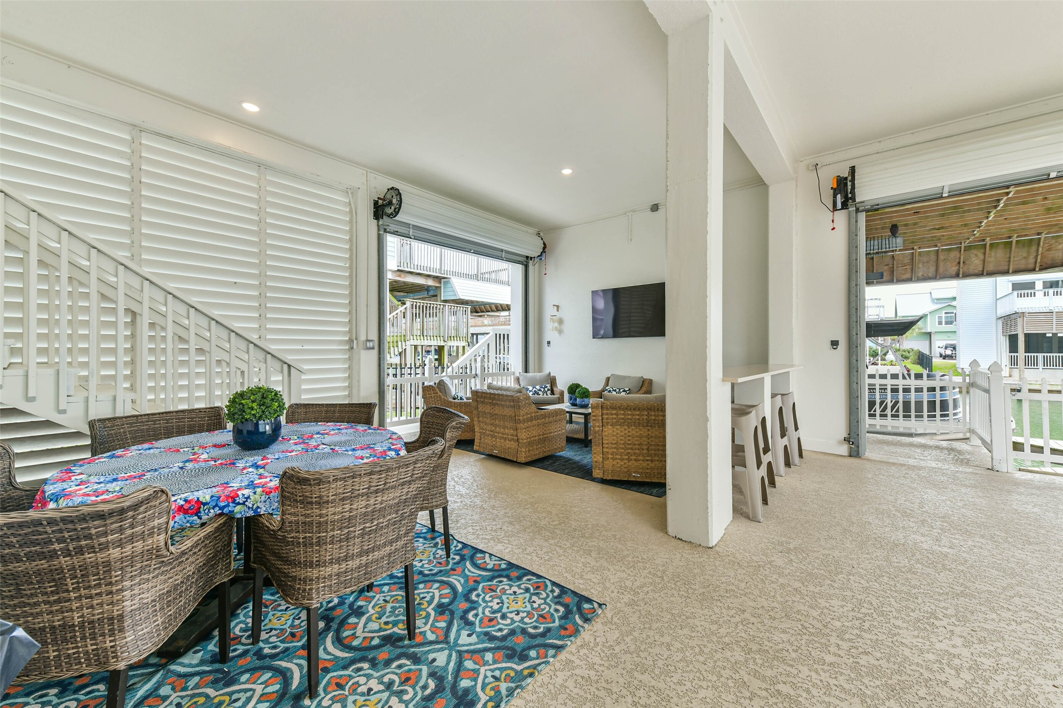 The perfect gathering space for family and friends after a day on the water.
