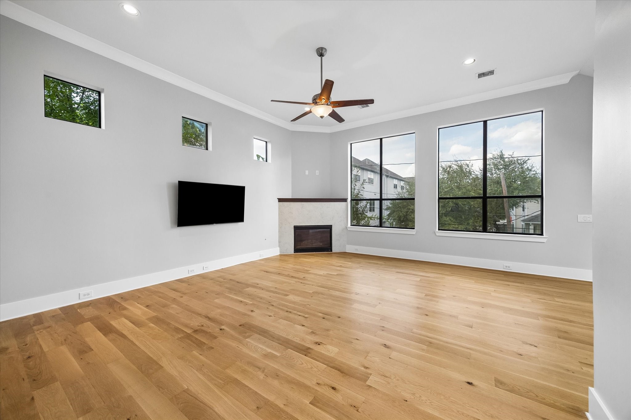 839 W 19th Street, Houston, TX 77008 839 W 19th Street, Houston, TX 77008