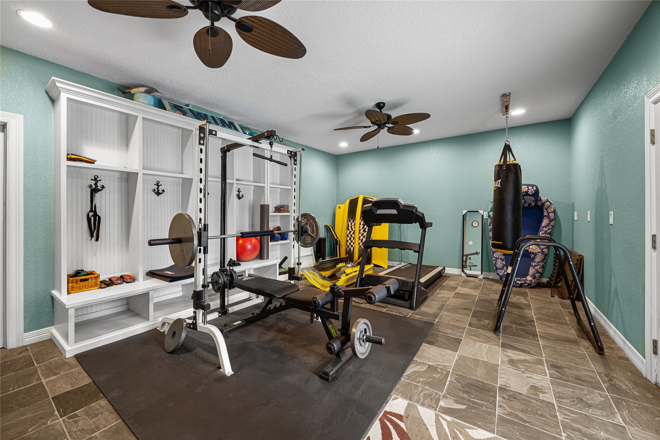 27511 Fairway Oaks Drive, Huffman, TX 77336