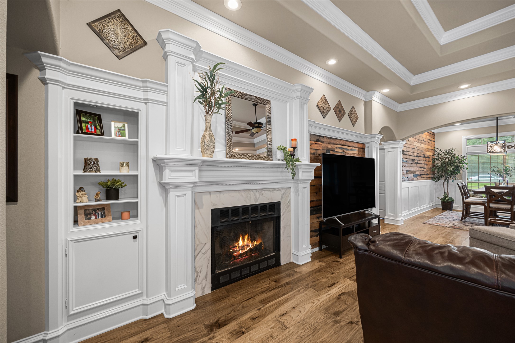 27511 Fairway Oaks Drive, Huffman, TX 77336