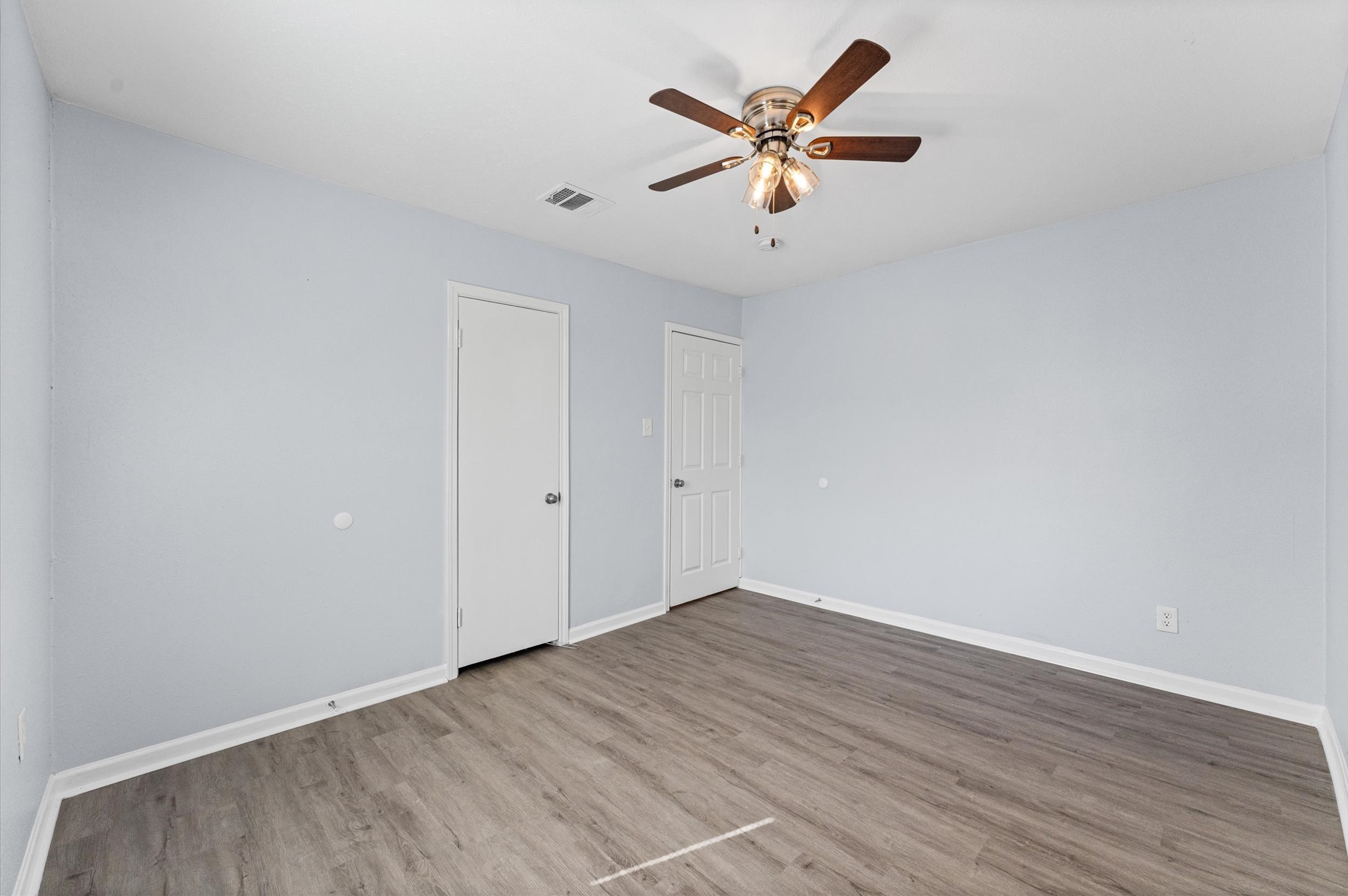 509 17th Avenue N, Texas City, TX 77590