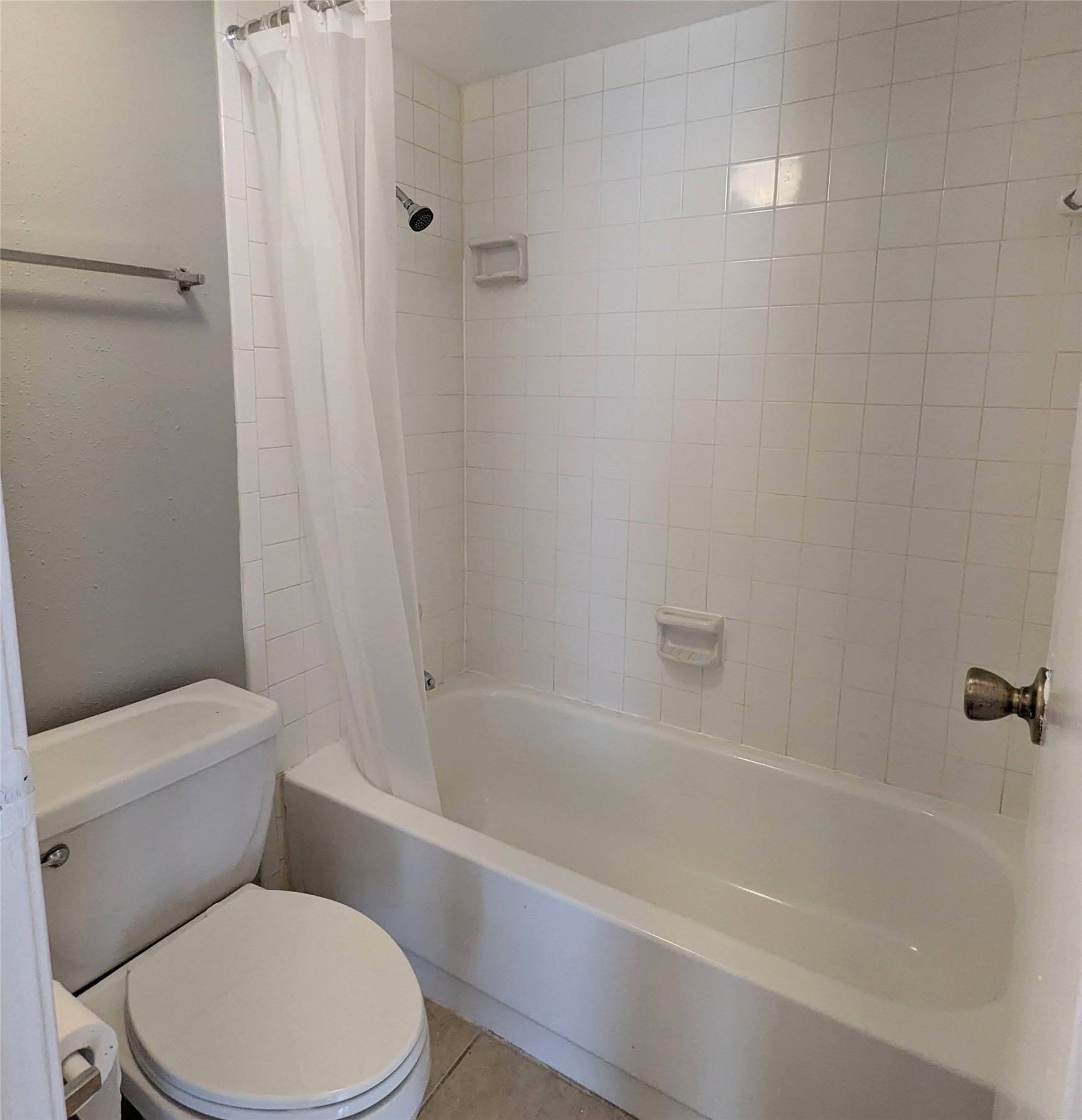 7200 W T C Jester Boulevard, #203, Houston, TX 77088