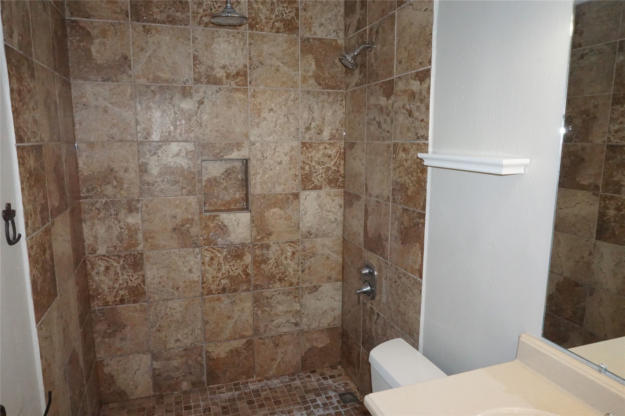 5022 Fox Hollow Boulevard, Spring, TX 77389