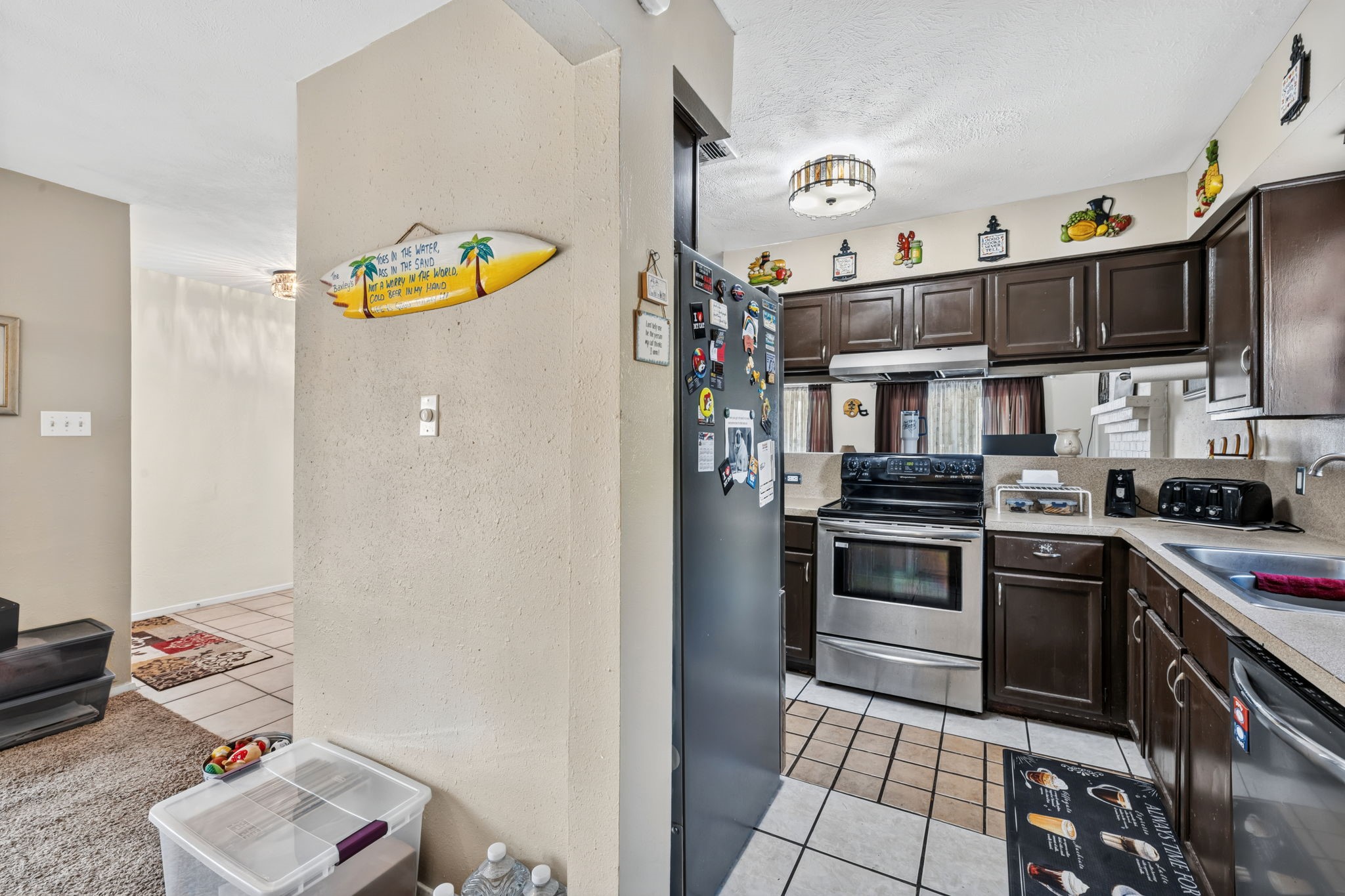 3006 Sandpiper Drive, Baytown, TX 77521