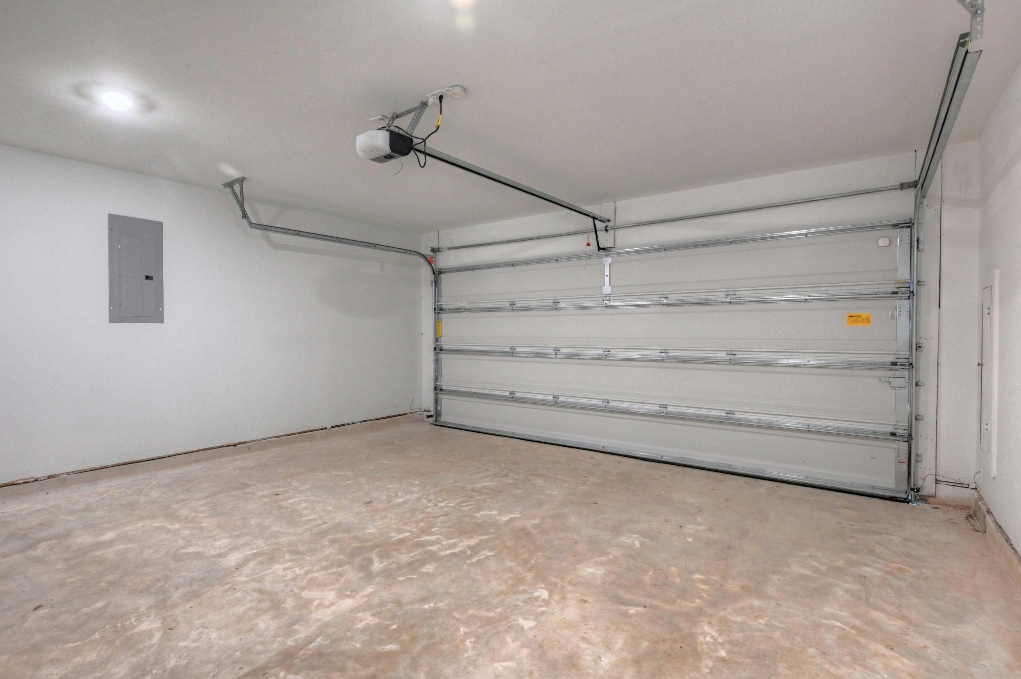 14202 Padova Creek Court, Fresno, TX 77583
