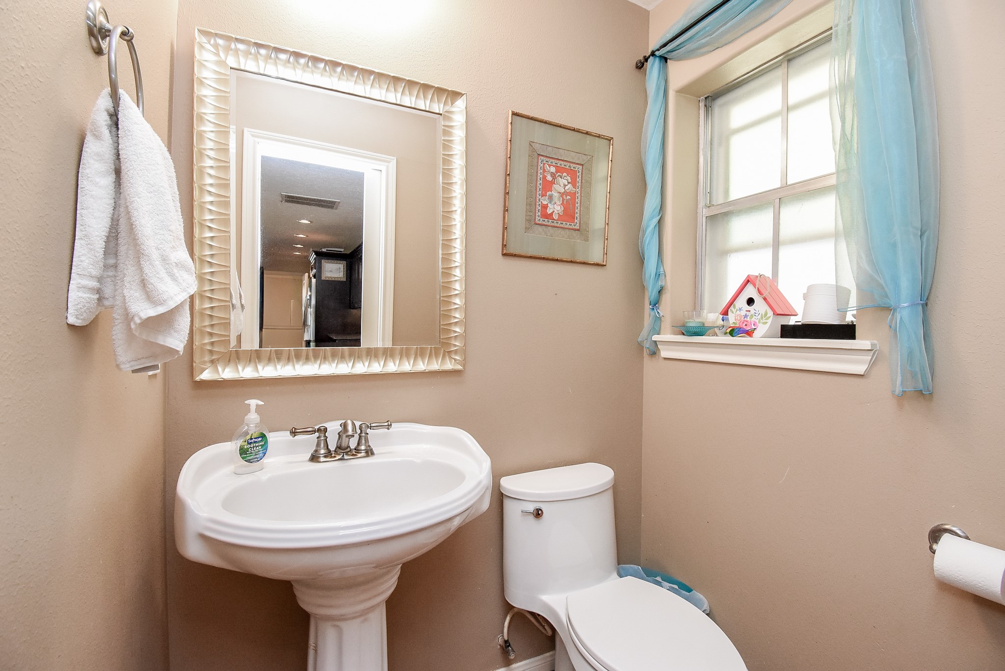 426 Longview Drive, Sugar Land, TX 77478