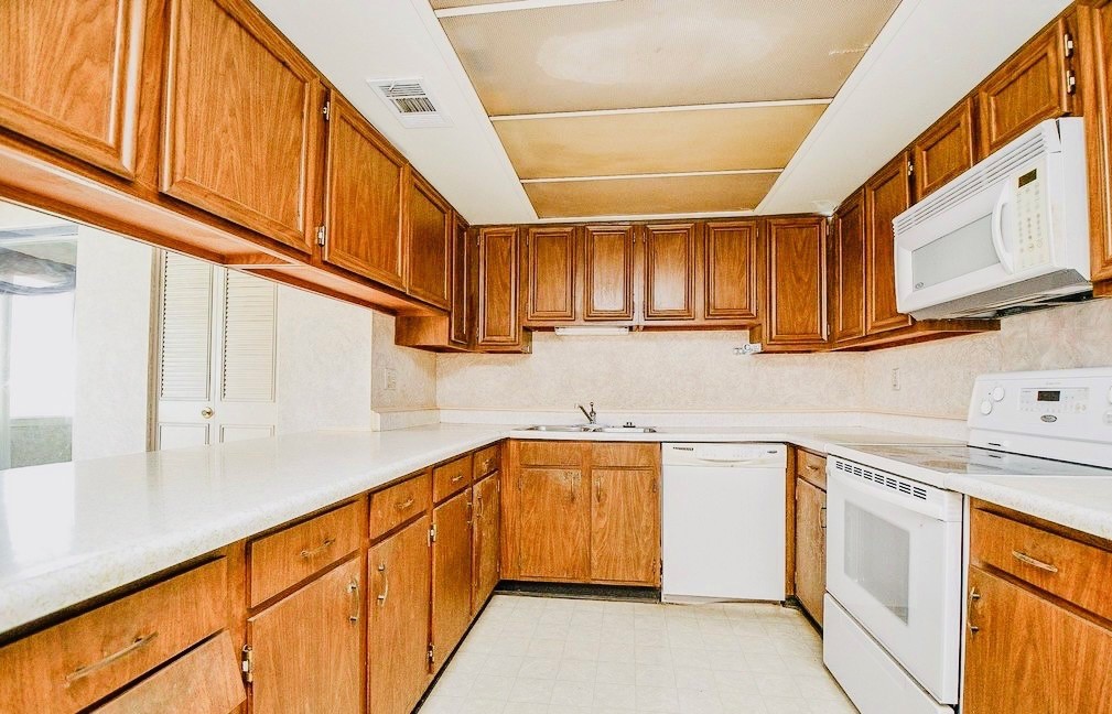 2336 Shadowdale Drive, Houston, TX 77043 2336 Shadowdale Drive, Houston, TX 77043