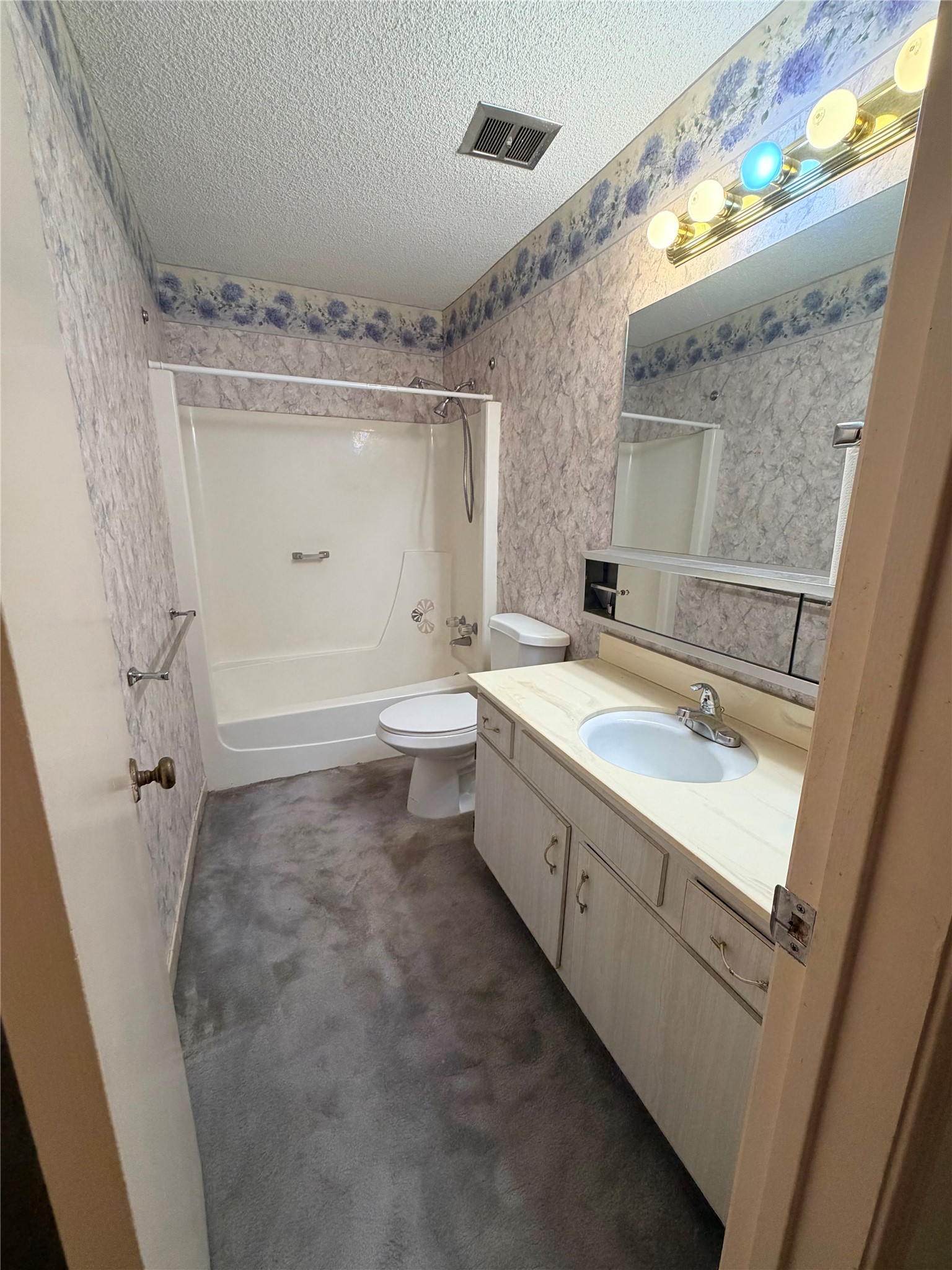 2336 Shadowdale Drive, Houston, TX 77043