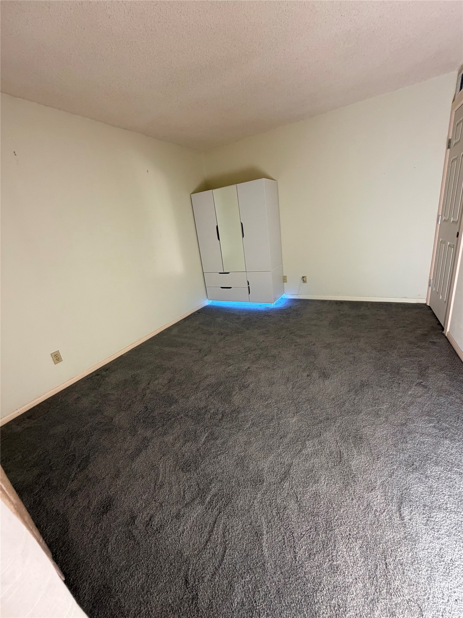 2336 Shadowdale Drive, Houston, TX 77043