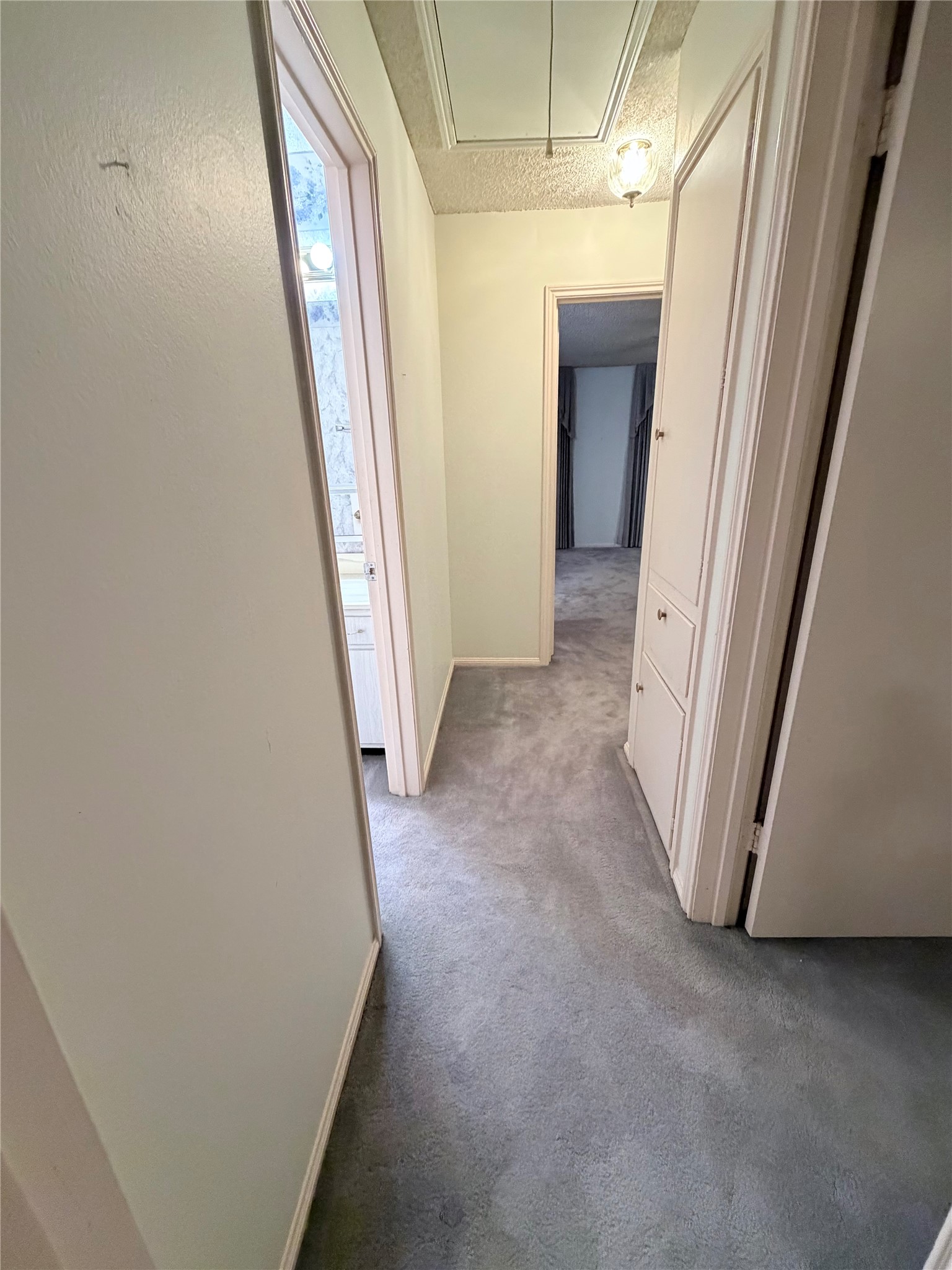 2336 Shadowdale Drive, Houston, TX 77043 2336 Shadowdale Drive, Houston, TX 77043
