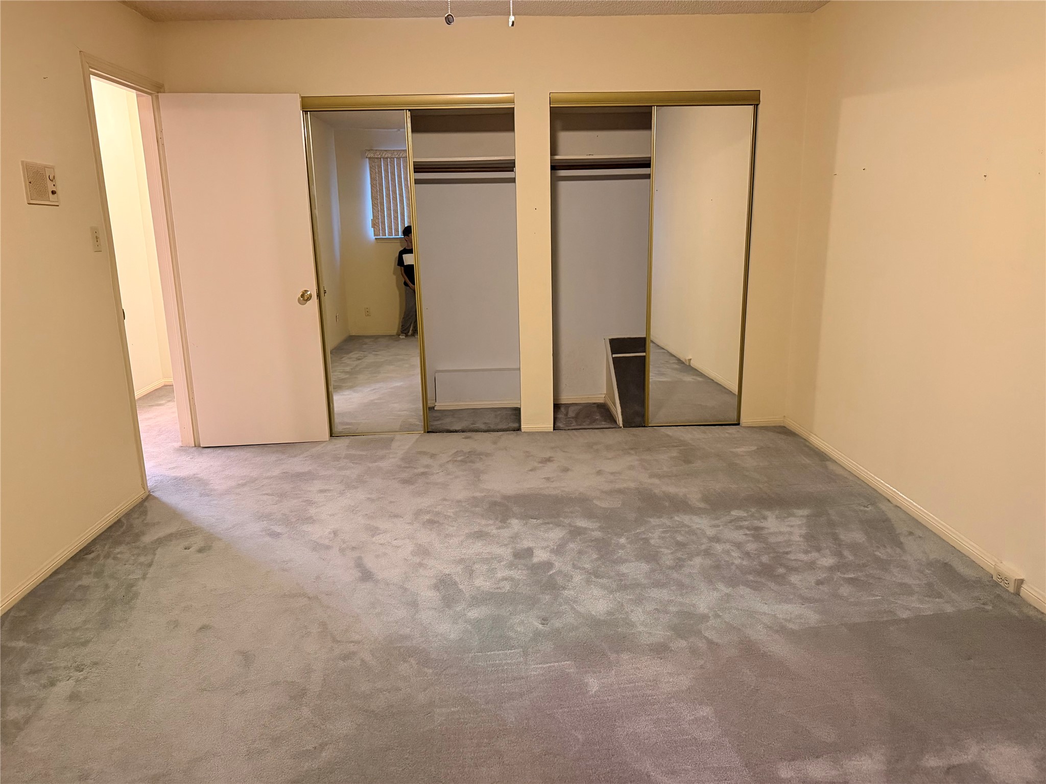 2336 Shadowdale Drive, Houston, TX 77043