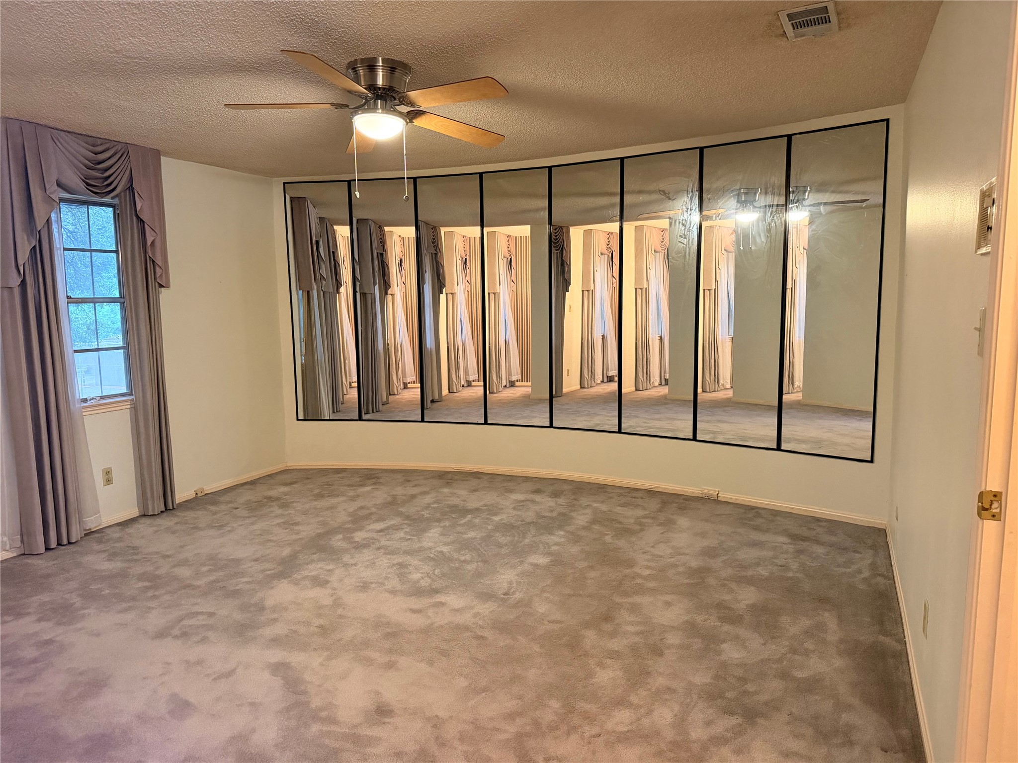 2336 Shadowdale Drive, Houston, TX 77043