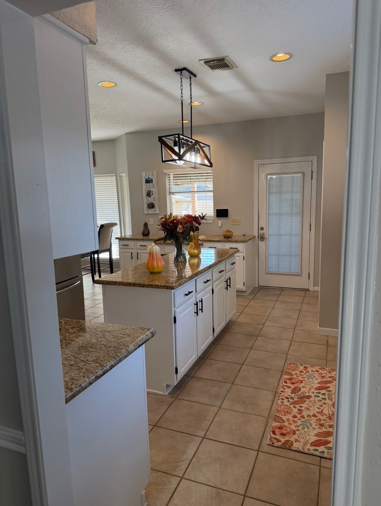 1209 Twin Oaks Street, Friendswood, TX 77546