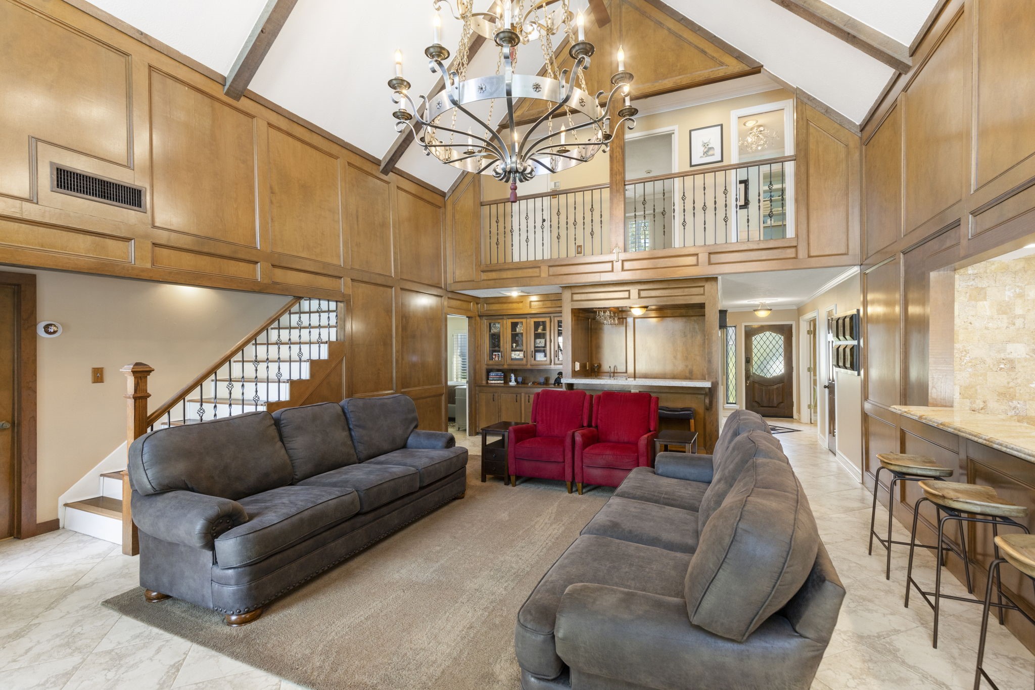 This room has incredible views from all angles.