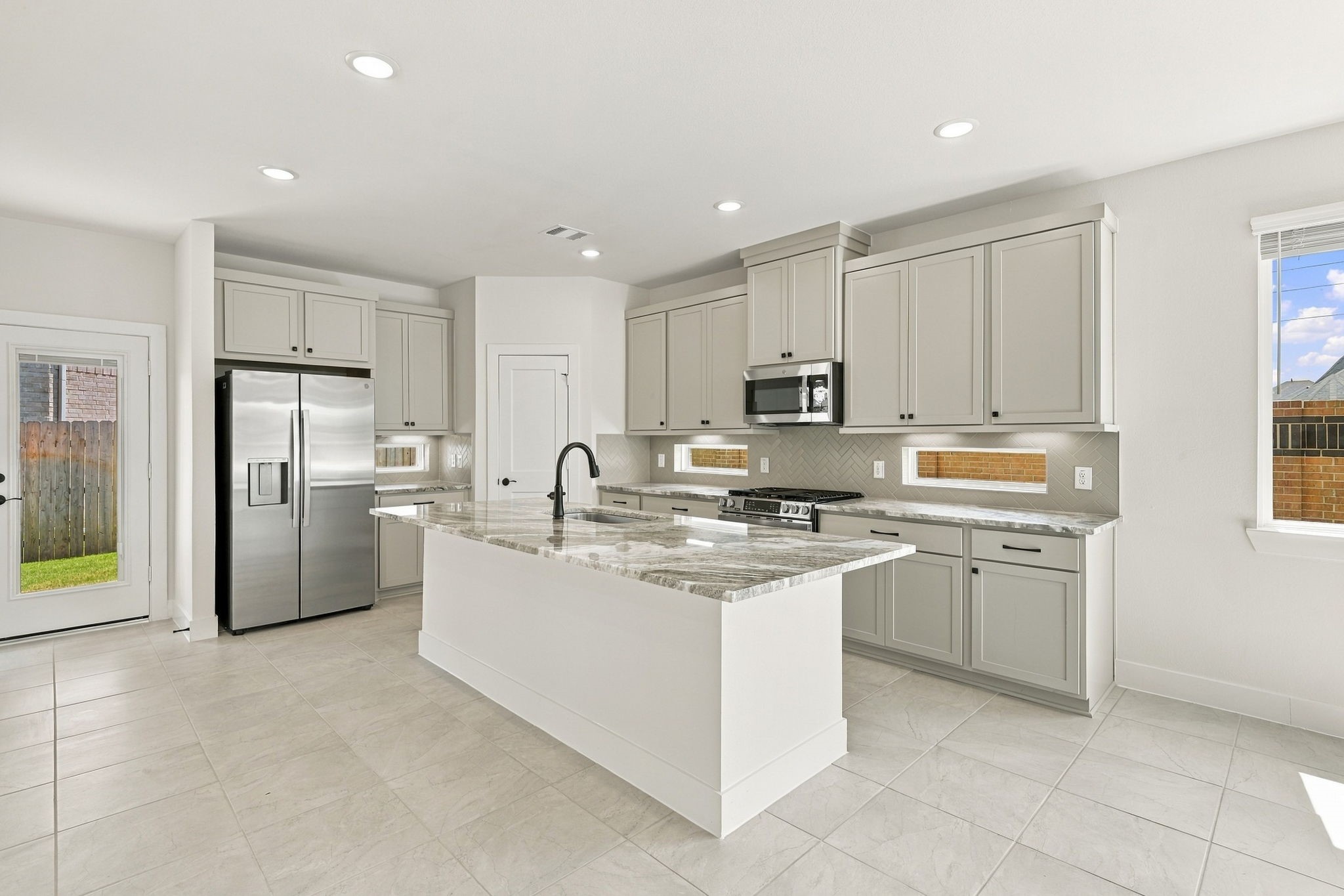 24031 Breezy Bank Trail, Katy, TX 77493