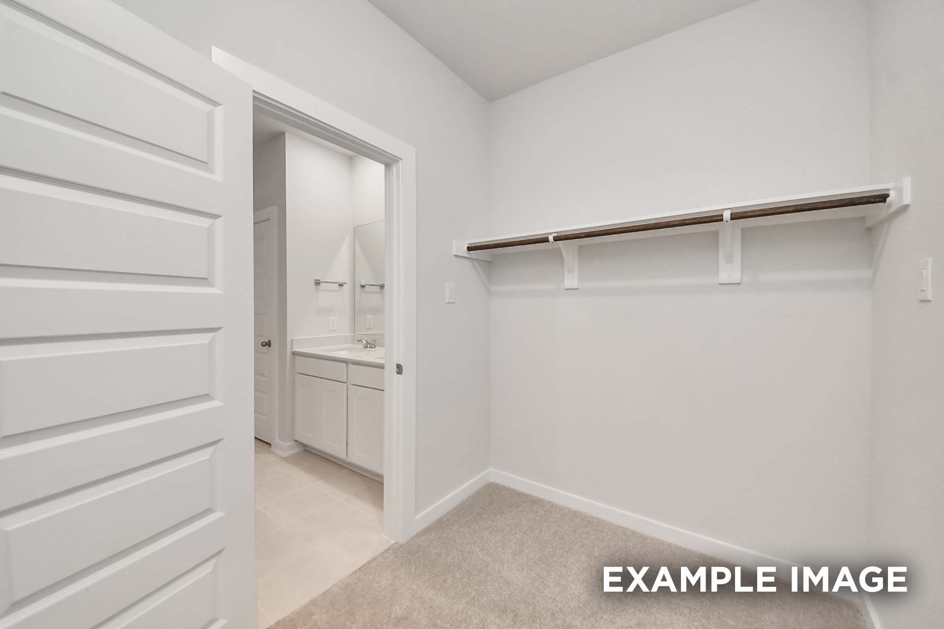 2124 South Canopy Crossing Circle, Conroe, TX 77301