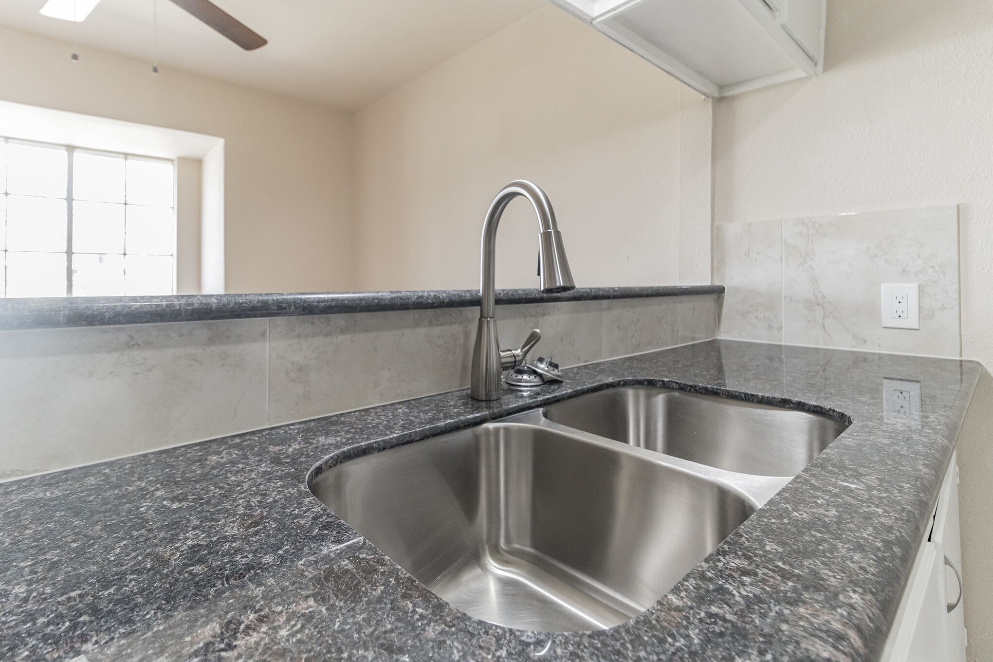 6815 Beachwood Street, #1, Houston, TX 77021