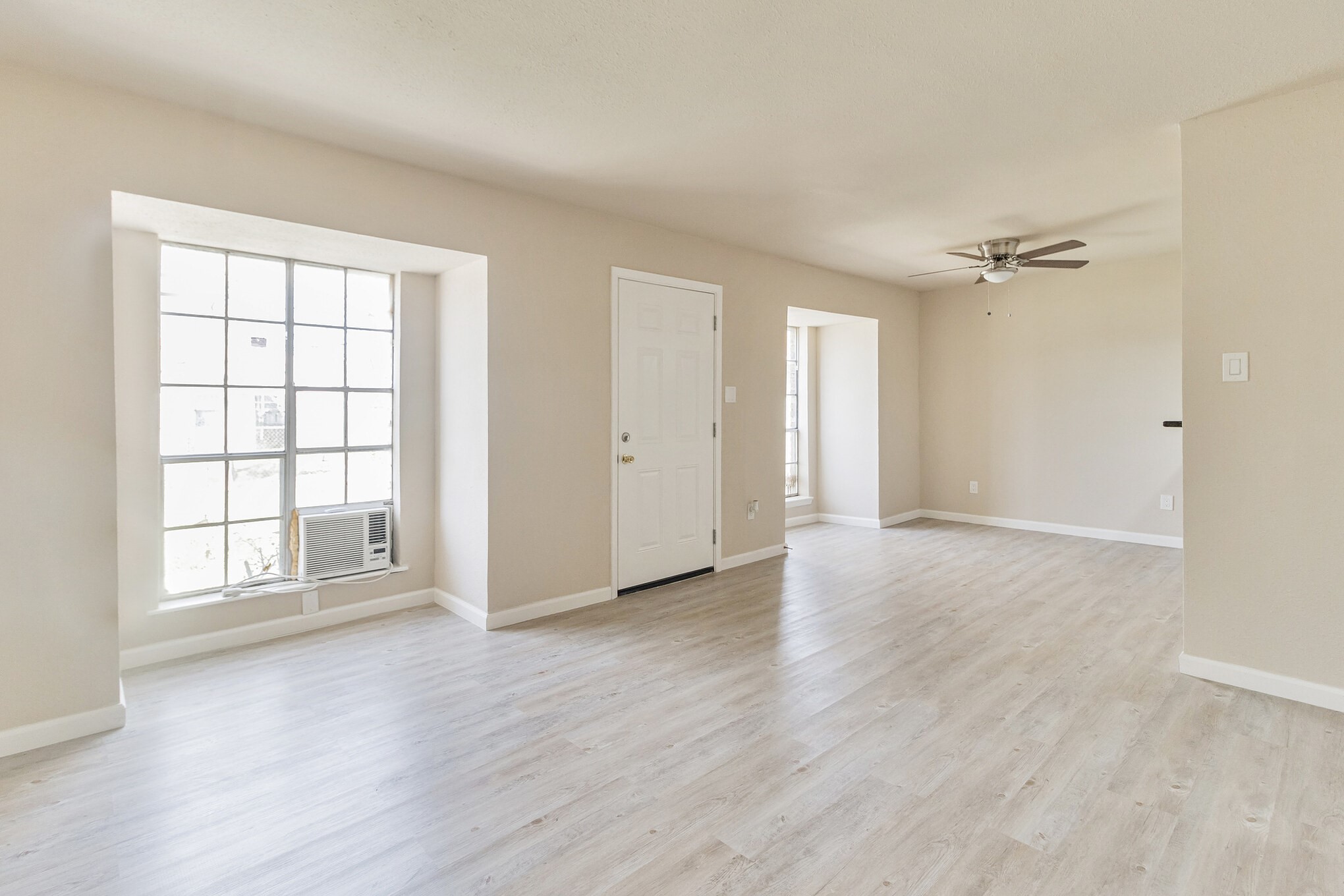 6815 Beachwood Street, #1, Houston, TX 77021