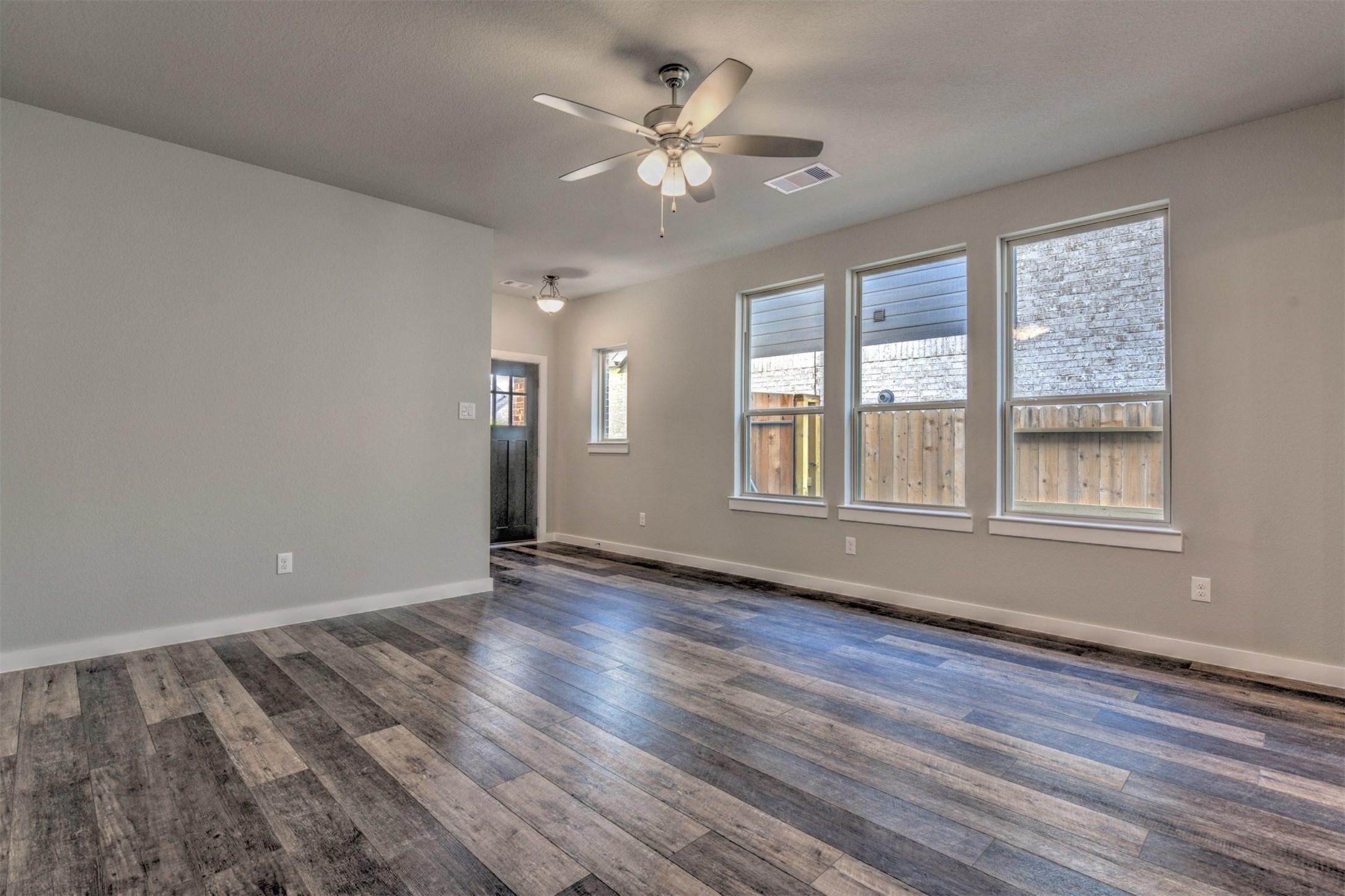 16315 Little Pine Creek Drive, Humble, TX 77346