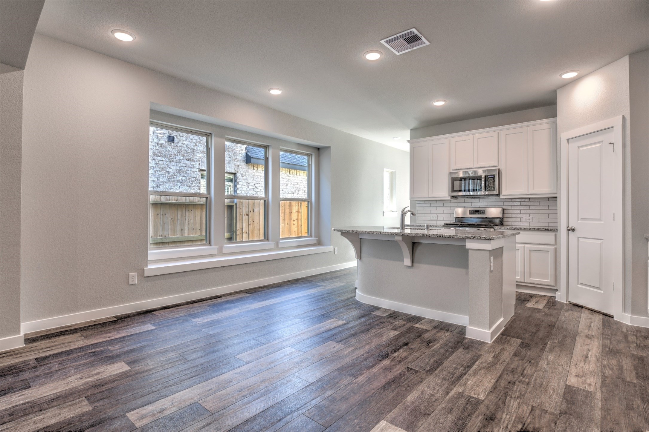 16315 Little Pine Creek Drive, Humble, TX 77346