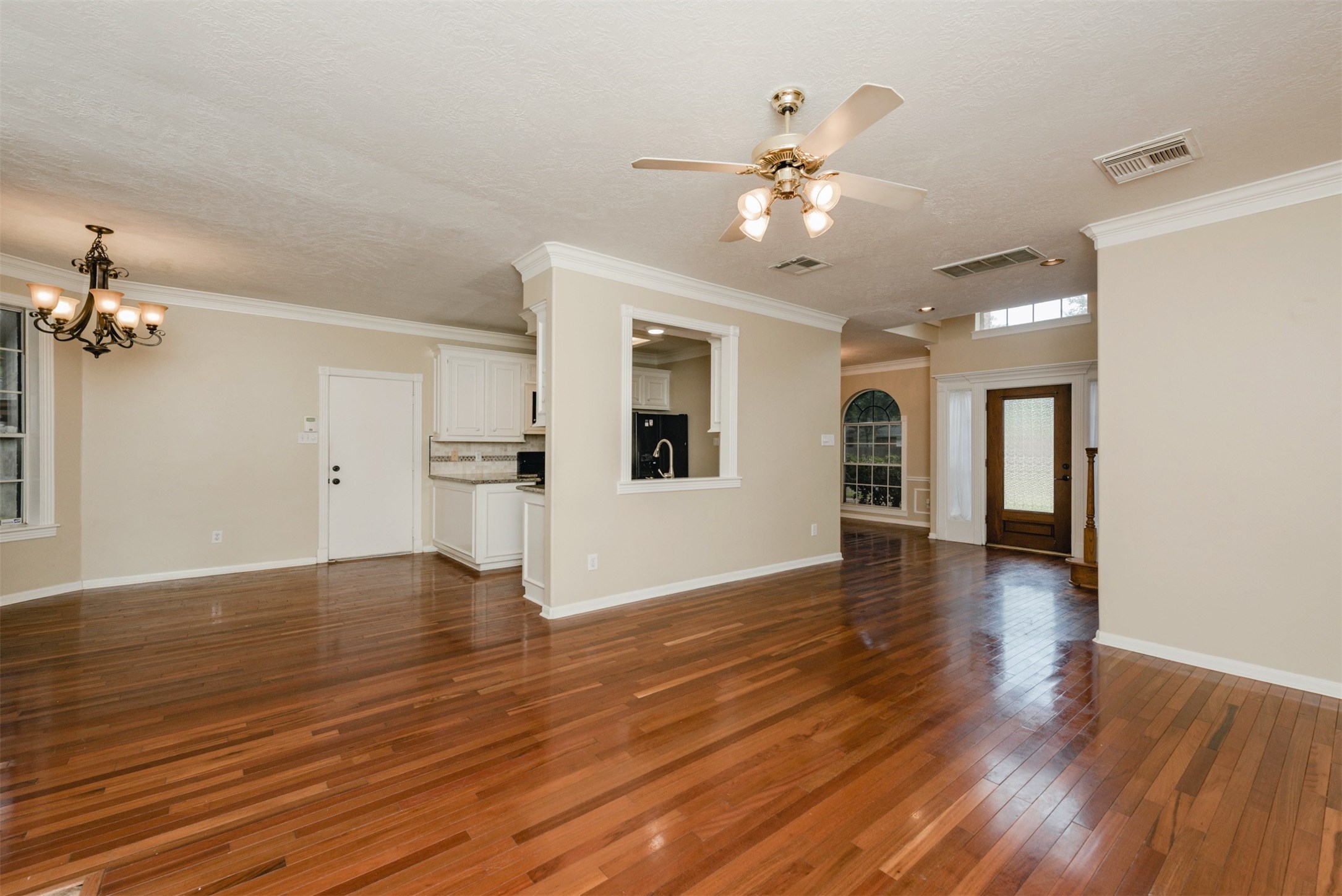 215 SUNSET RIDGE, League City, TX 77573 215 SUNSET RIDGE, League City, TX 77573