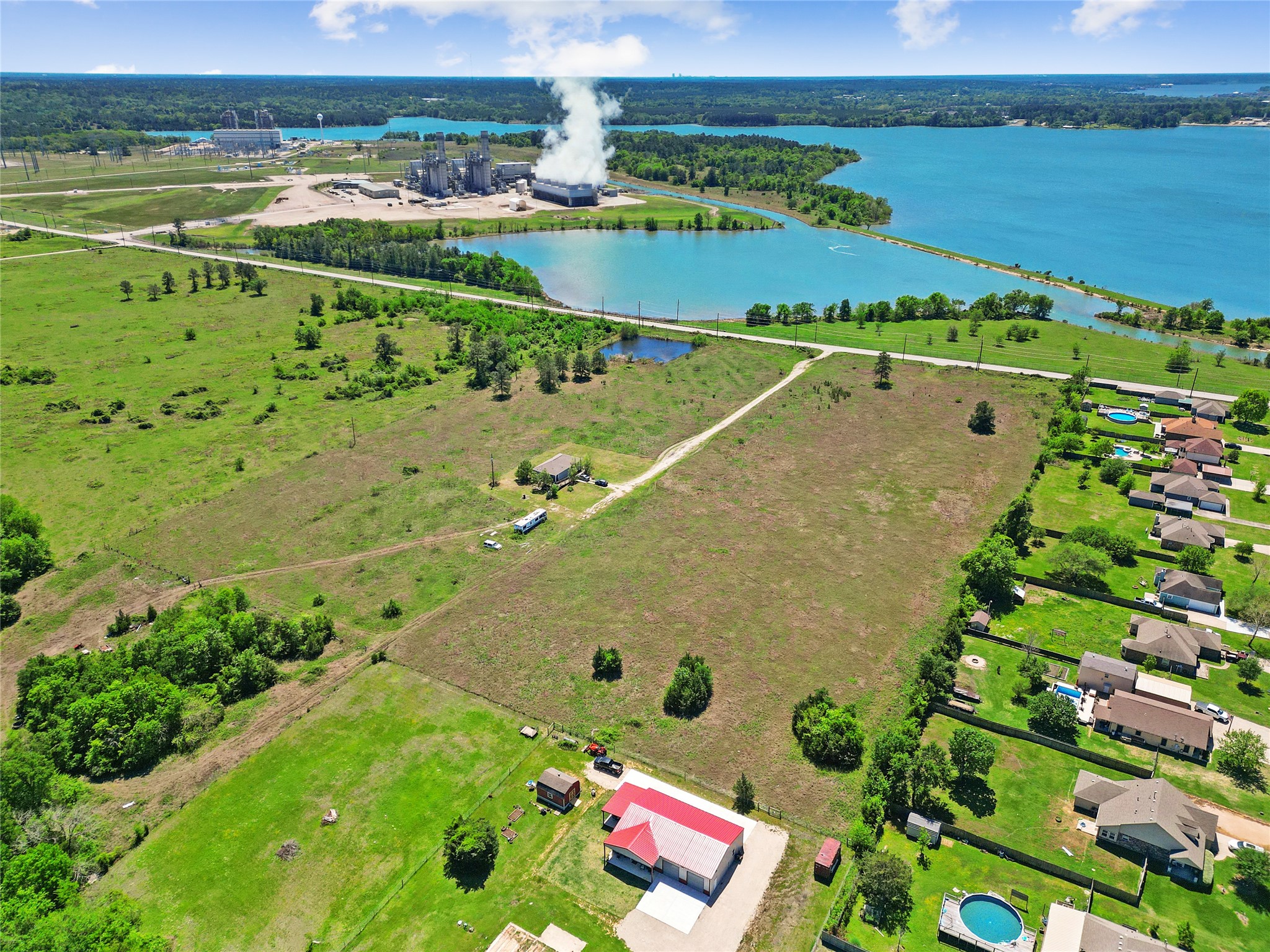 11242 Longstreet Road, Willis, TX 77318
