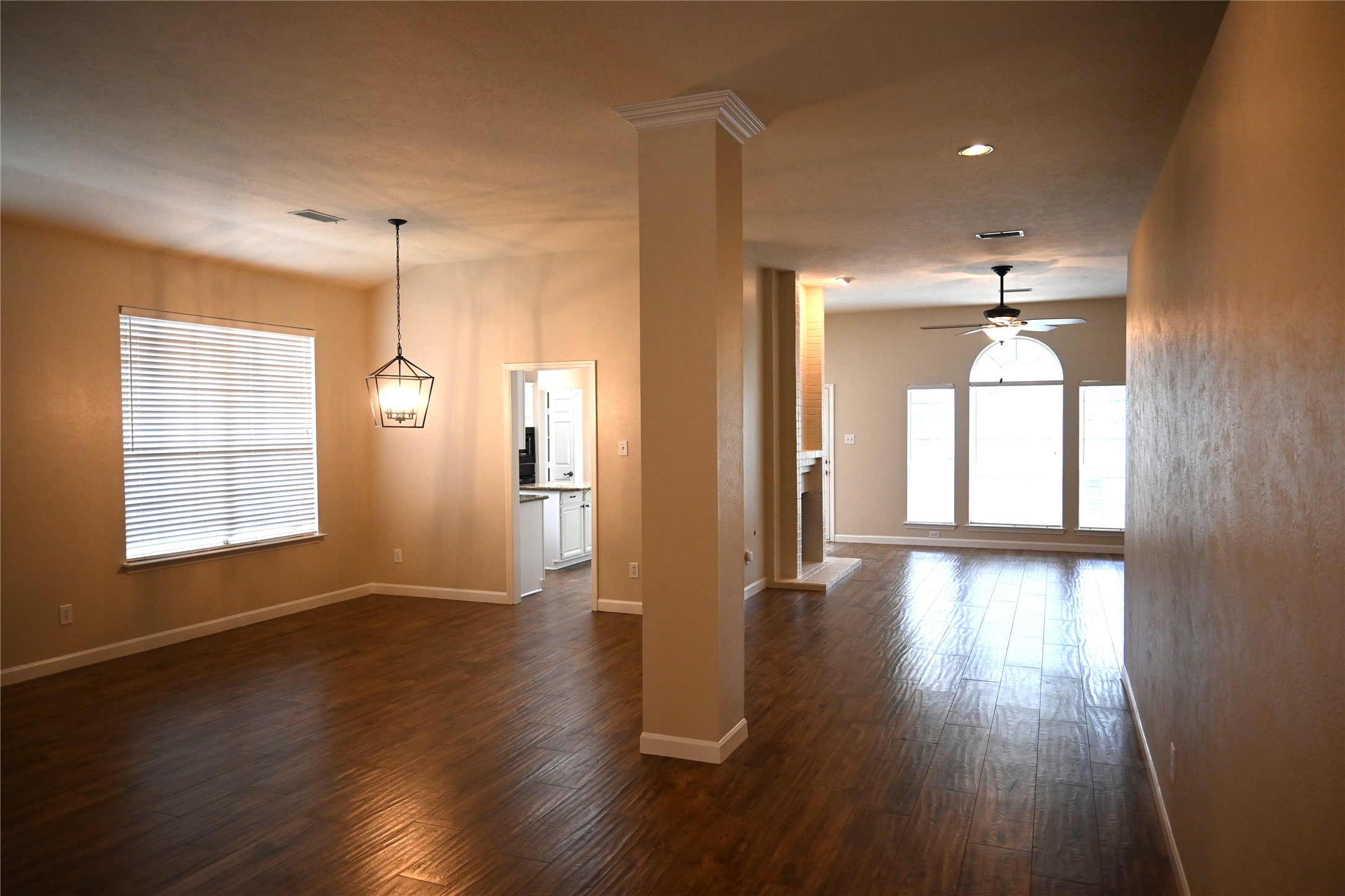22 E Trillium Circle, The Woodlands, TX 77381