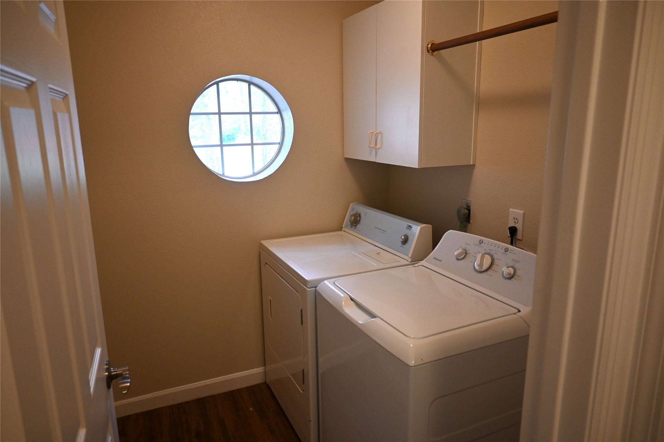 22 E Trillium Circle, The Woodlands, TX 77381
