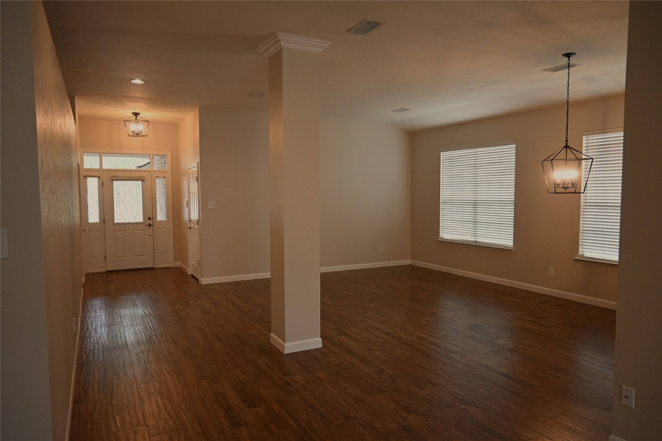 22 E Trillium Circle, The Woodlands, TX 77381