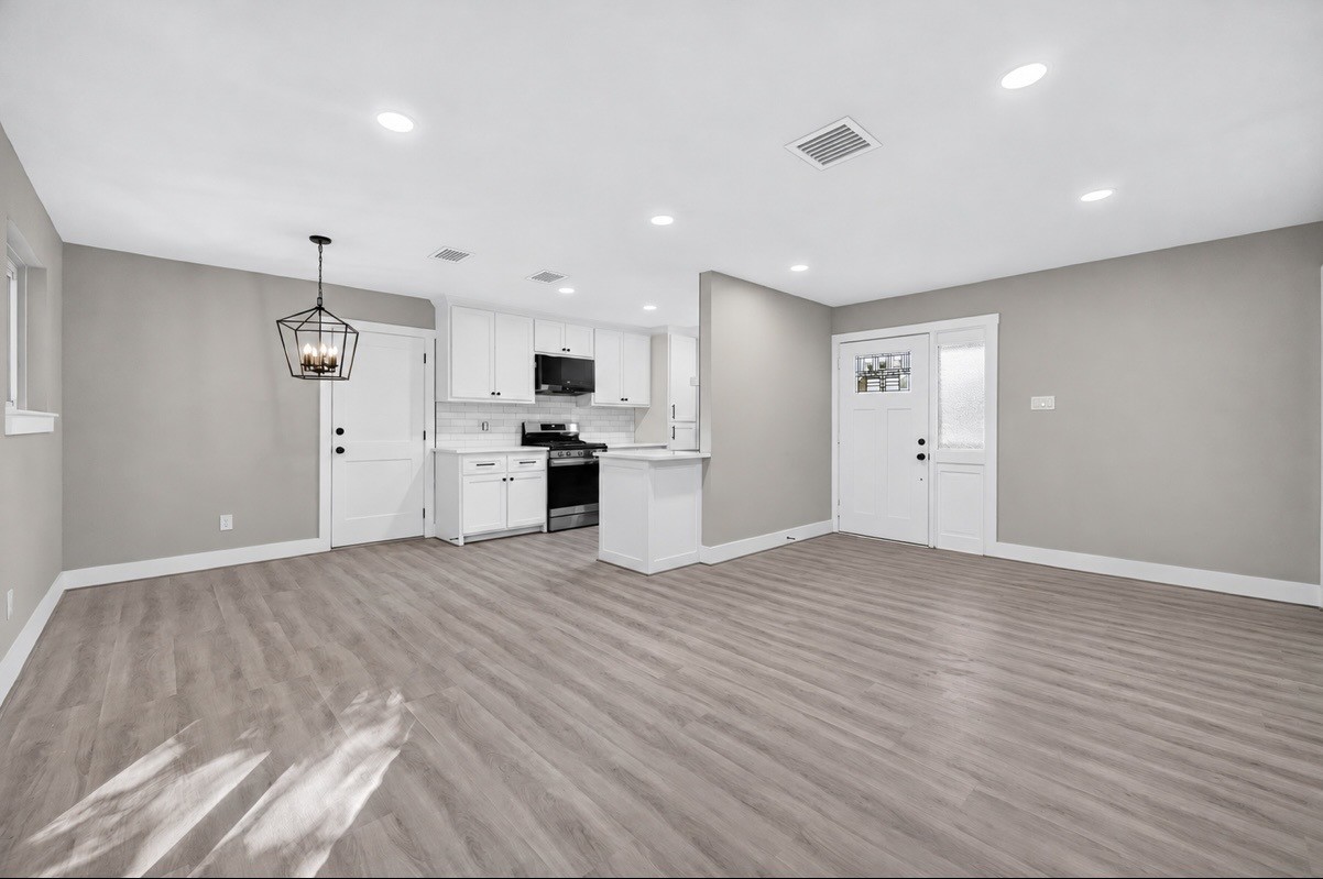 3542 Orange Grove Drive, Houston, TX 77039
