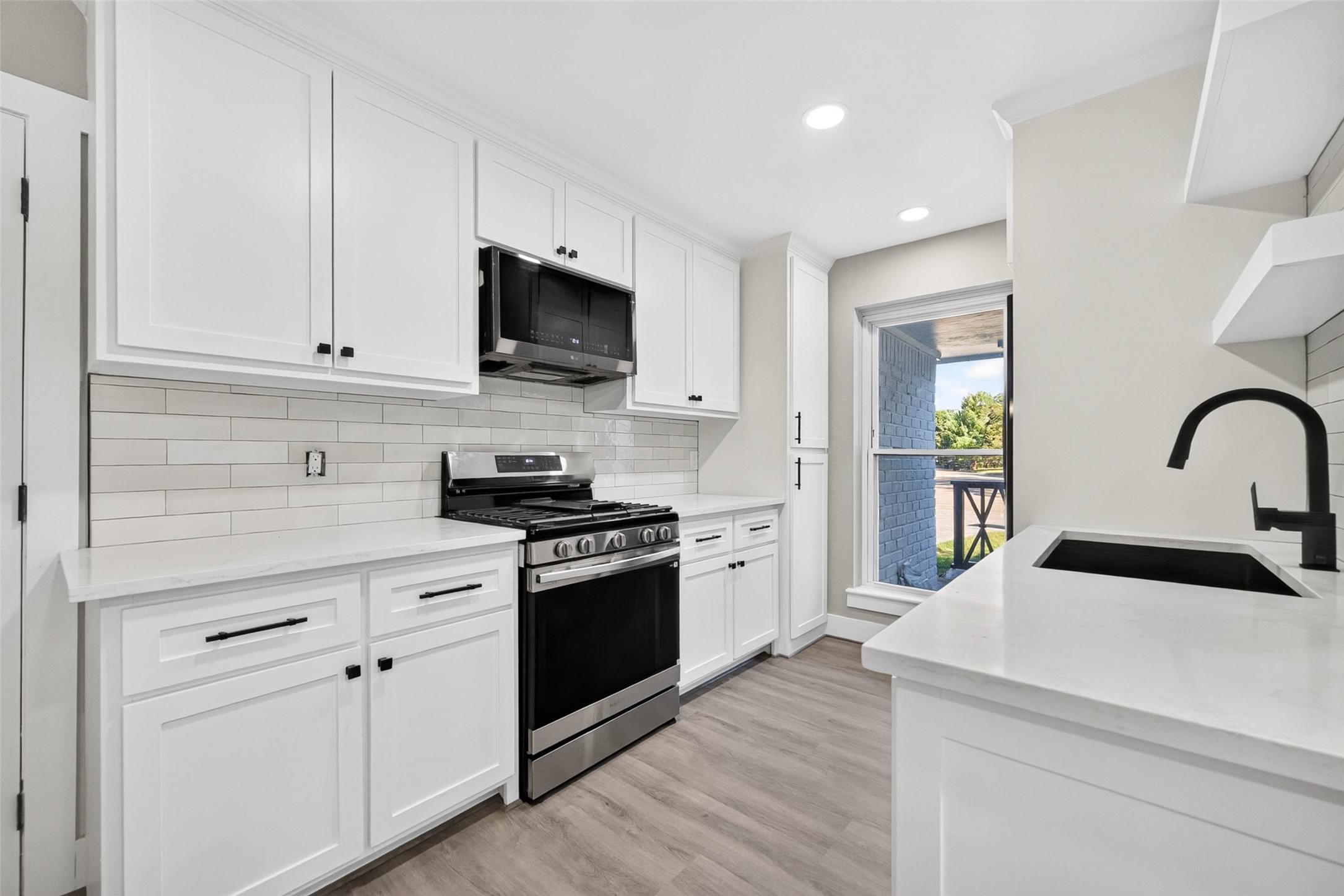 3542 Orange Grove Drive, Houston, TX 77039