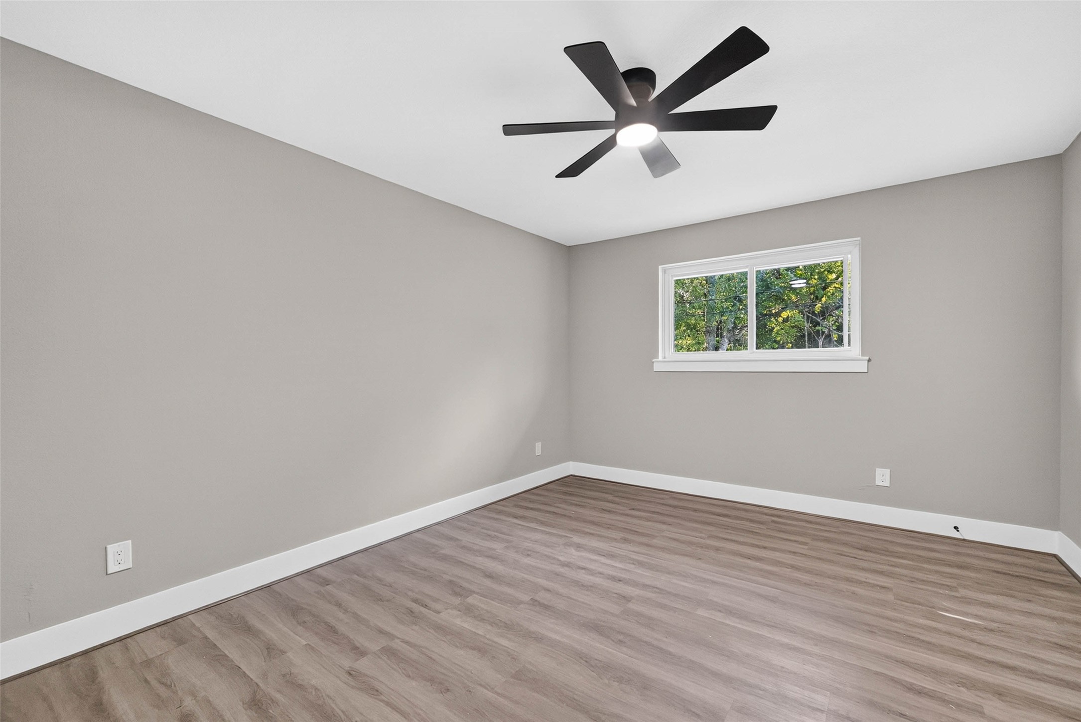3542 Orange Grove Drive, Houston, TX 77039