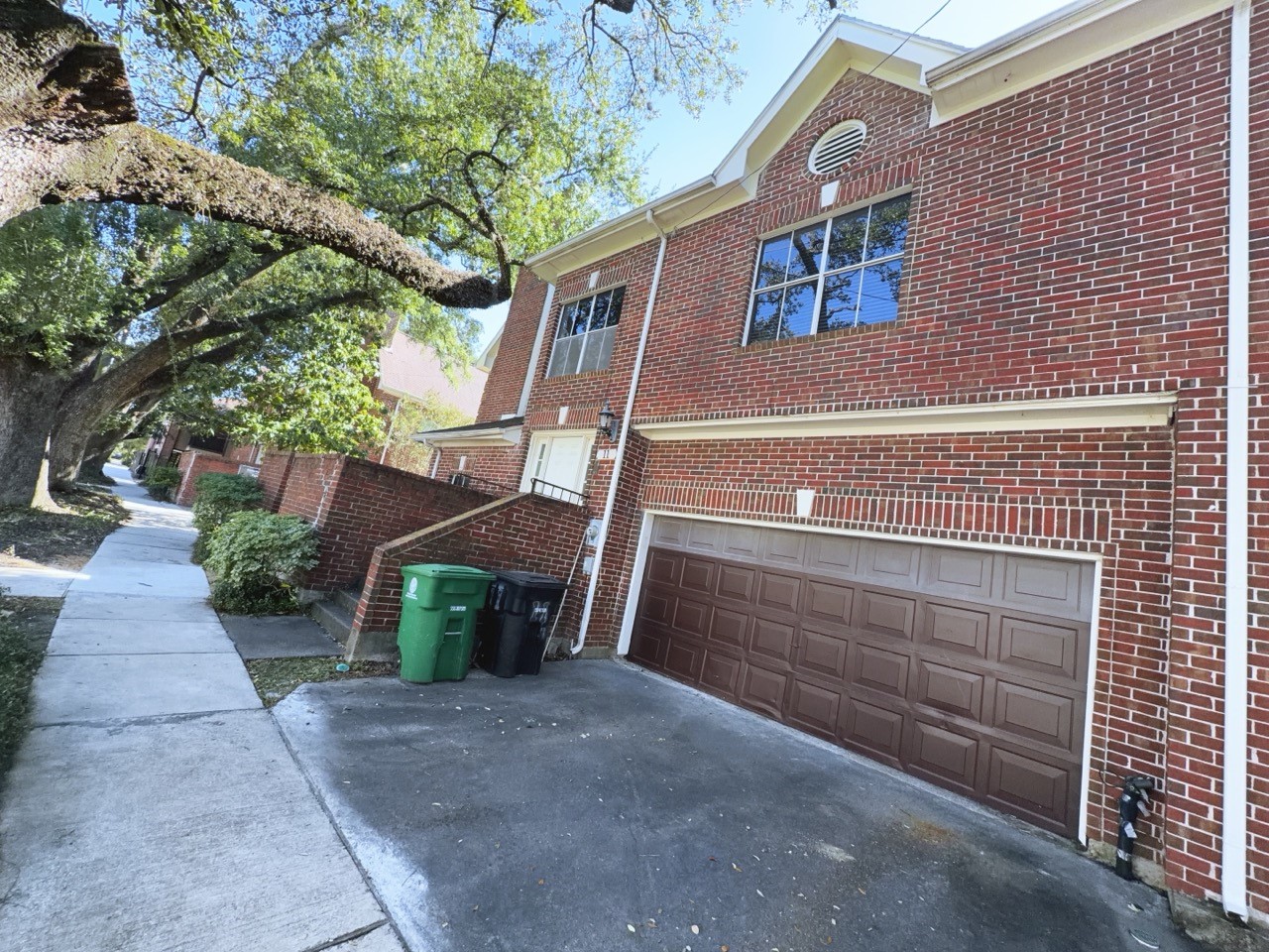 627 Hawthorne Street, #11, Houston, TX 77006