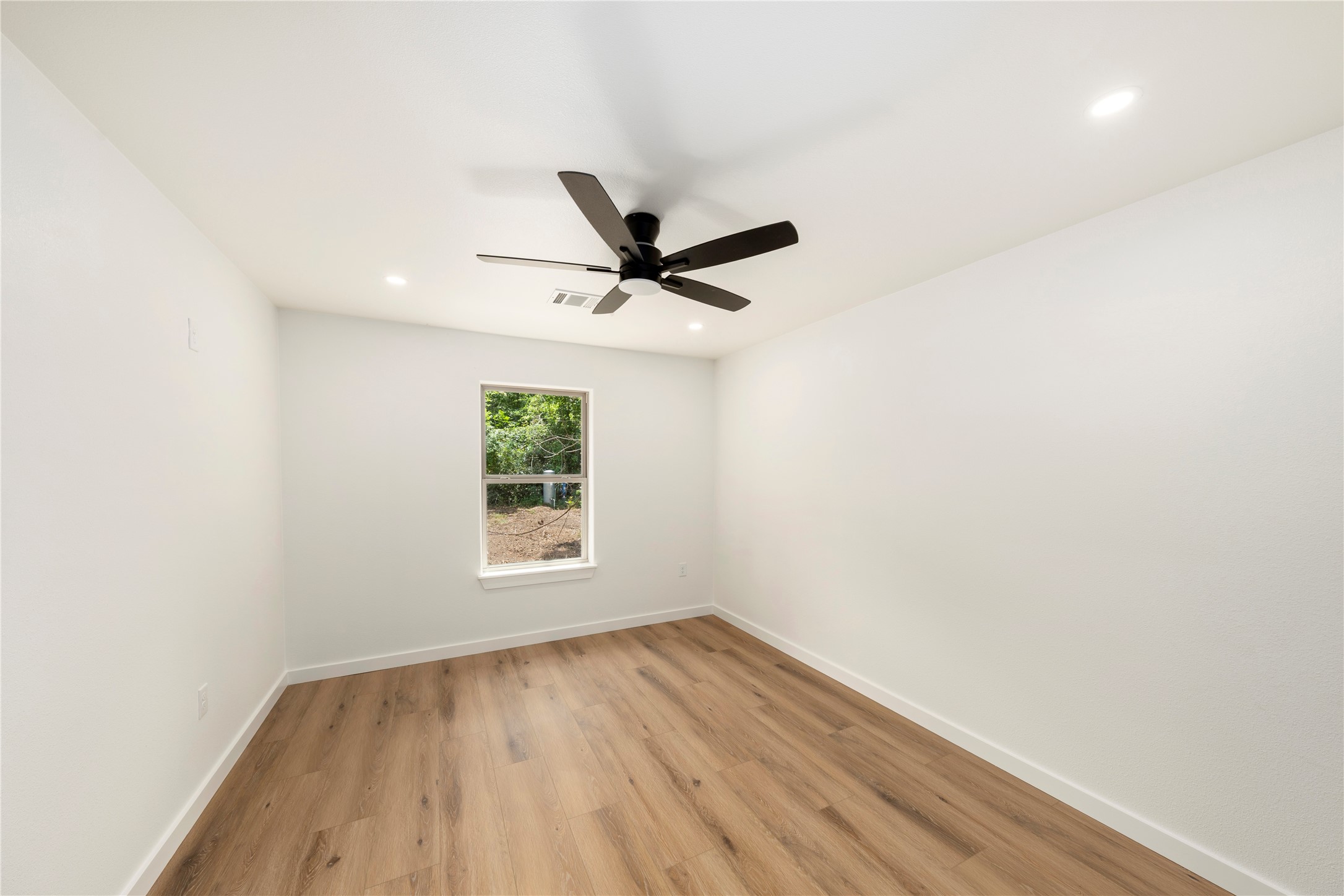 2109 County Road 353, Brazoria, TX 77422