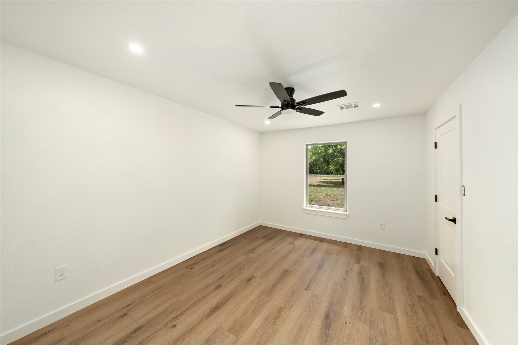 2109 County Road 353, Brazoria, TX 77422
